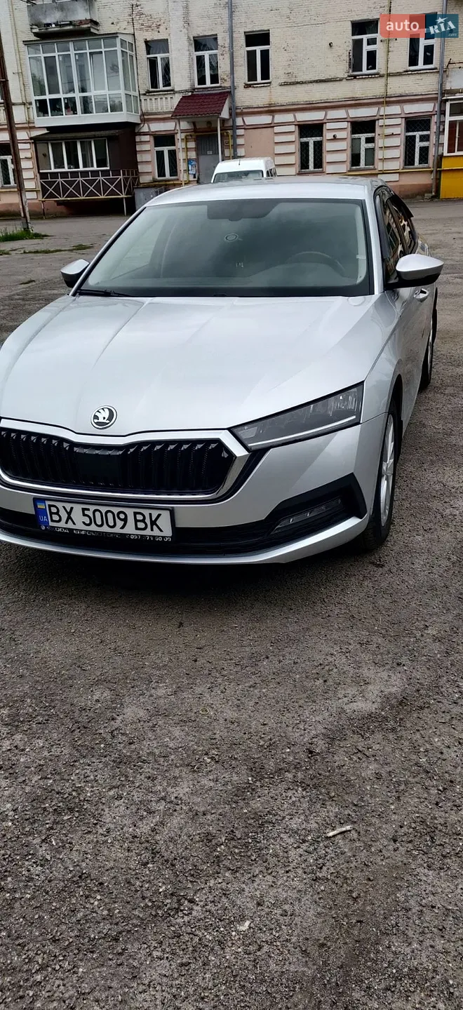 2023 Skoda Octavia - фото 1