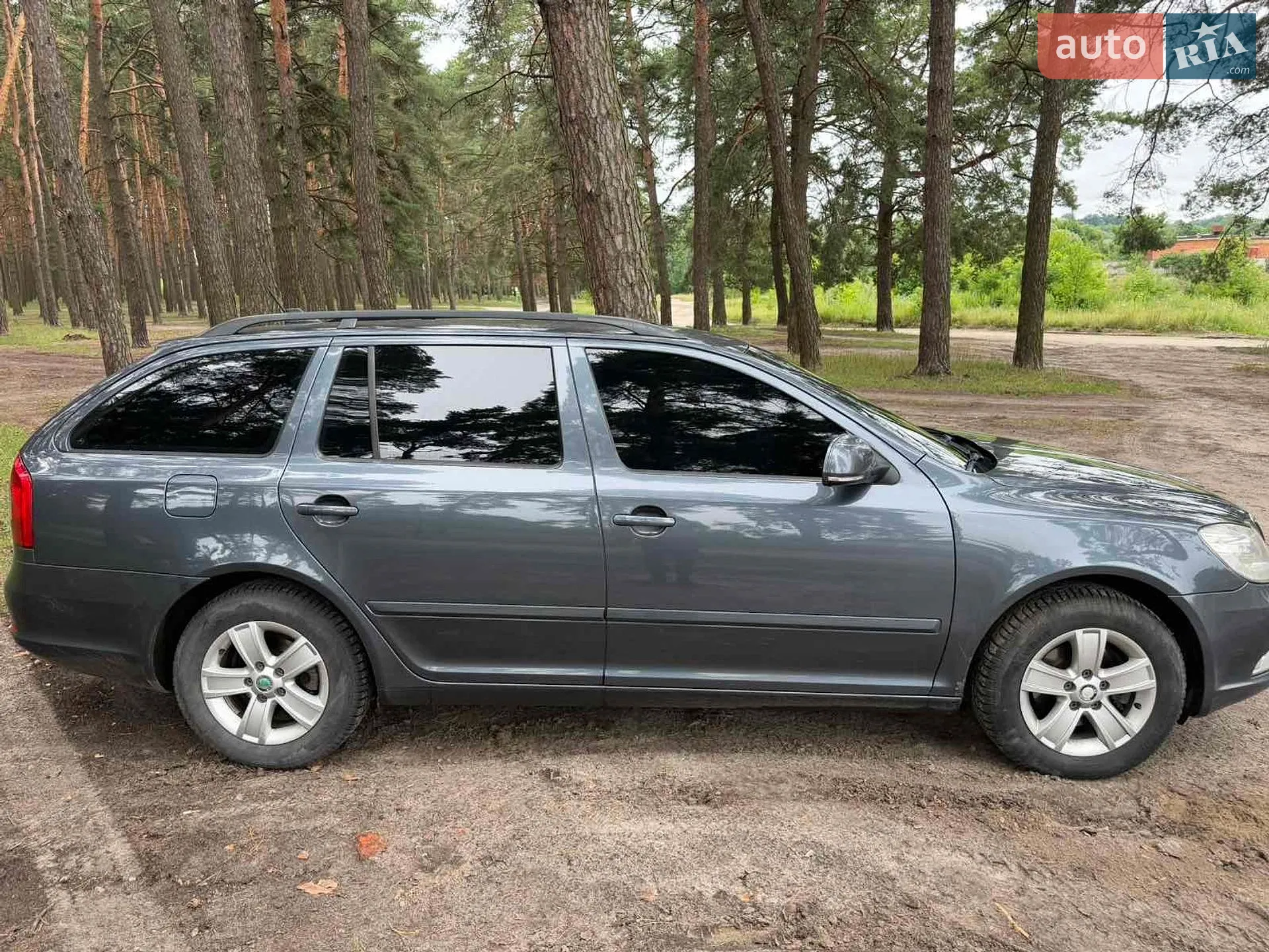 Skoda Octavia 2010 VIN TMBHT21Z1B2020798 фото оголошення 4 з 14