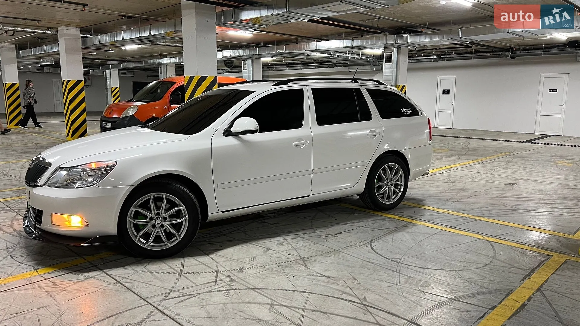 2010 Skoda Octavia - мініатюра 3