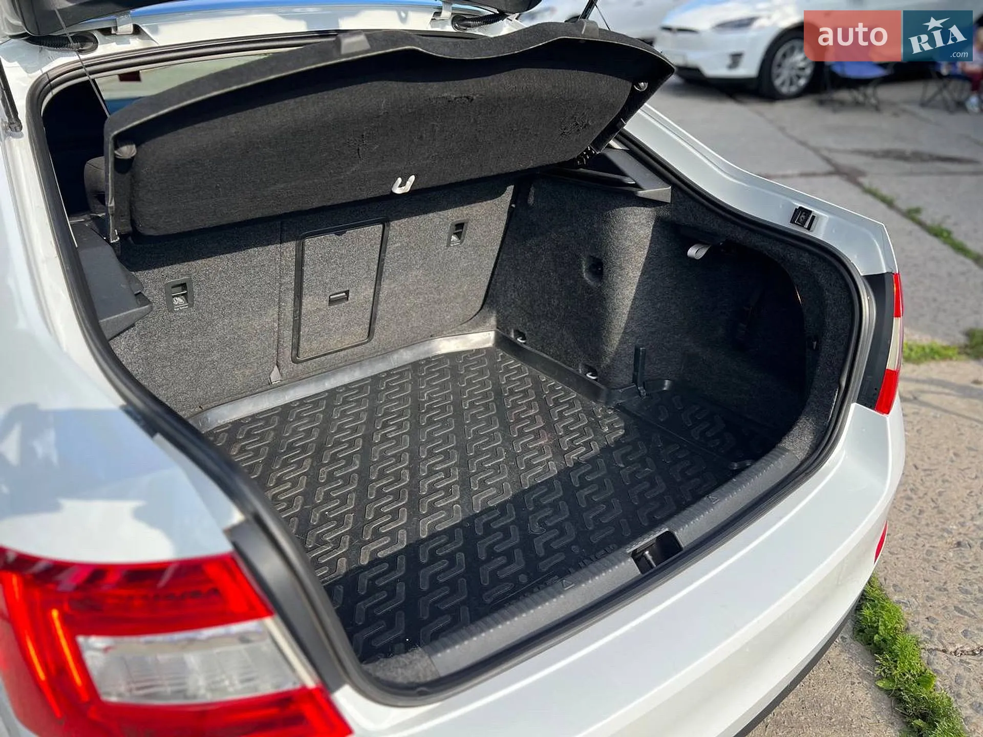 2014 Skoda Octavia - мініатюра 23