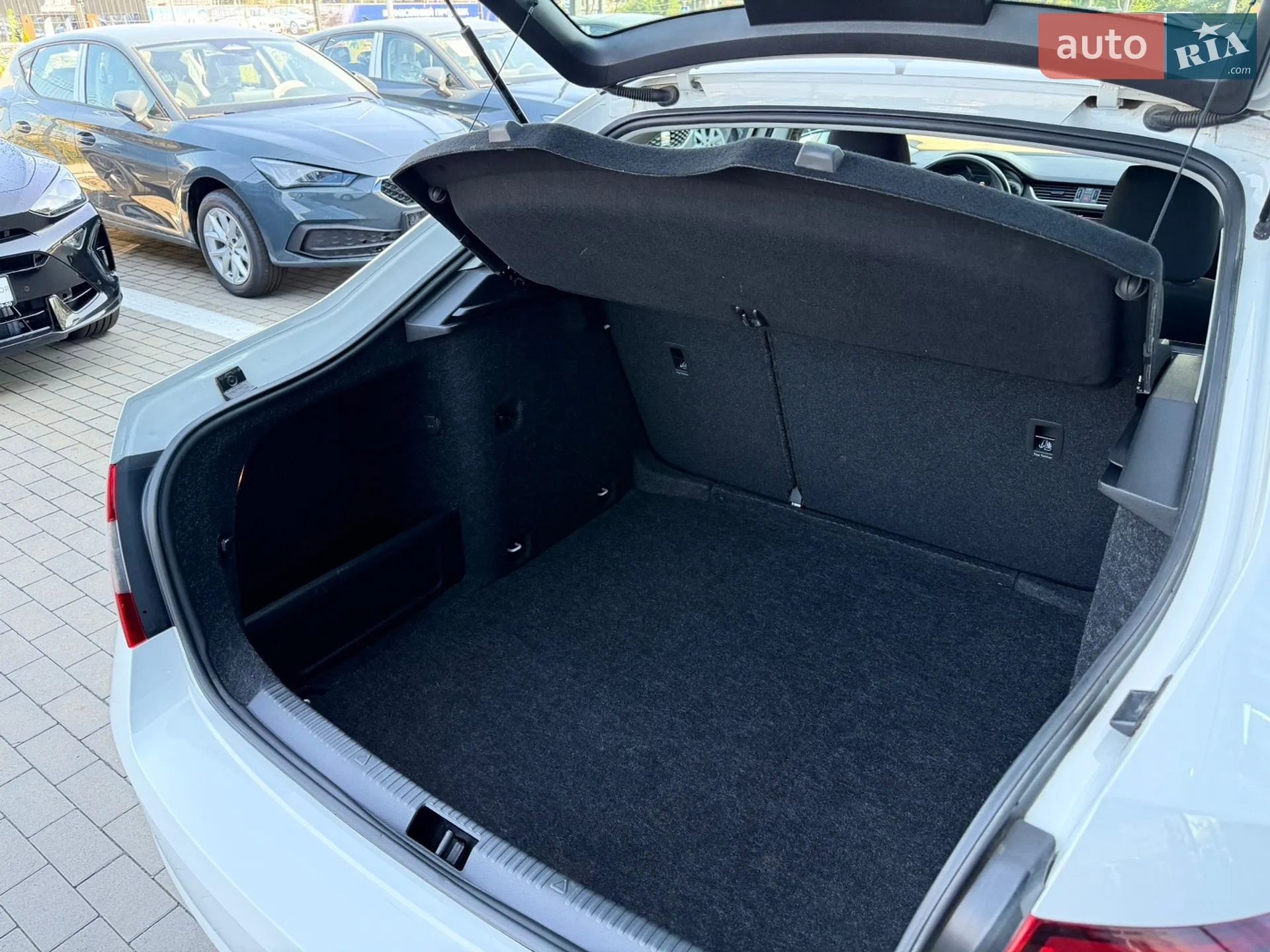 2019 Skoda Octavia - мініатюра 28