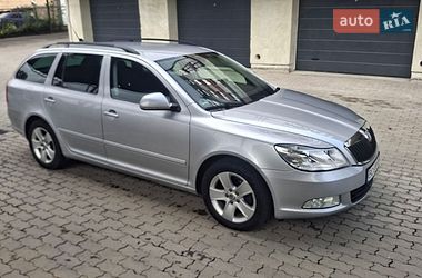 Универсал Skoda Octavia 2010 в Дрогобыче