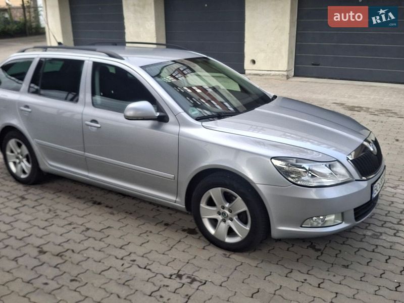 Универсал Skoda Octavia 2010 в Дрогобыче