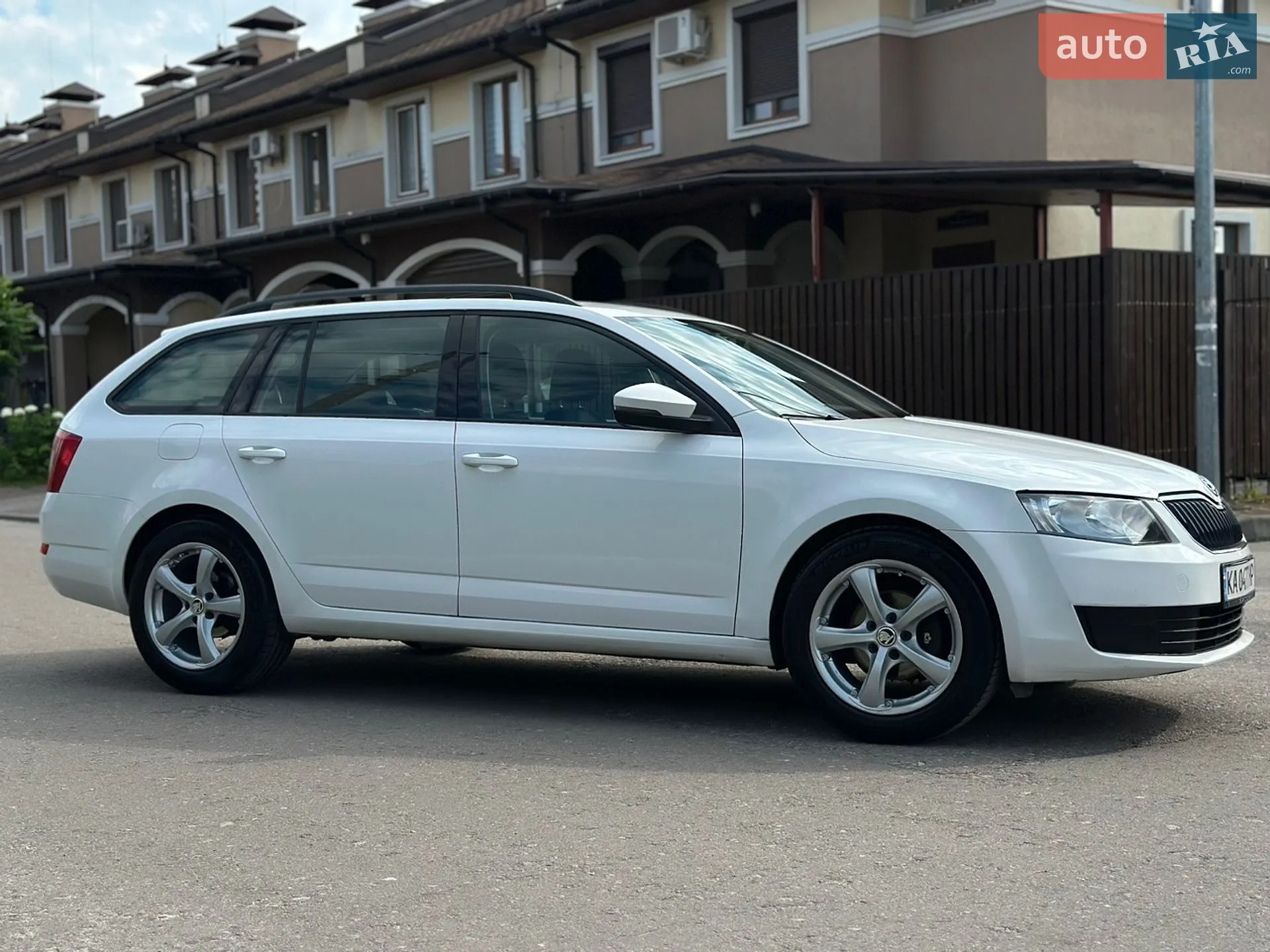 2016 Skoda Octavia - мініатюра 3