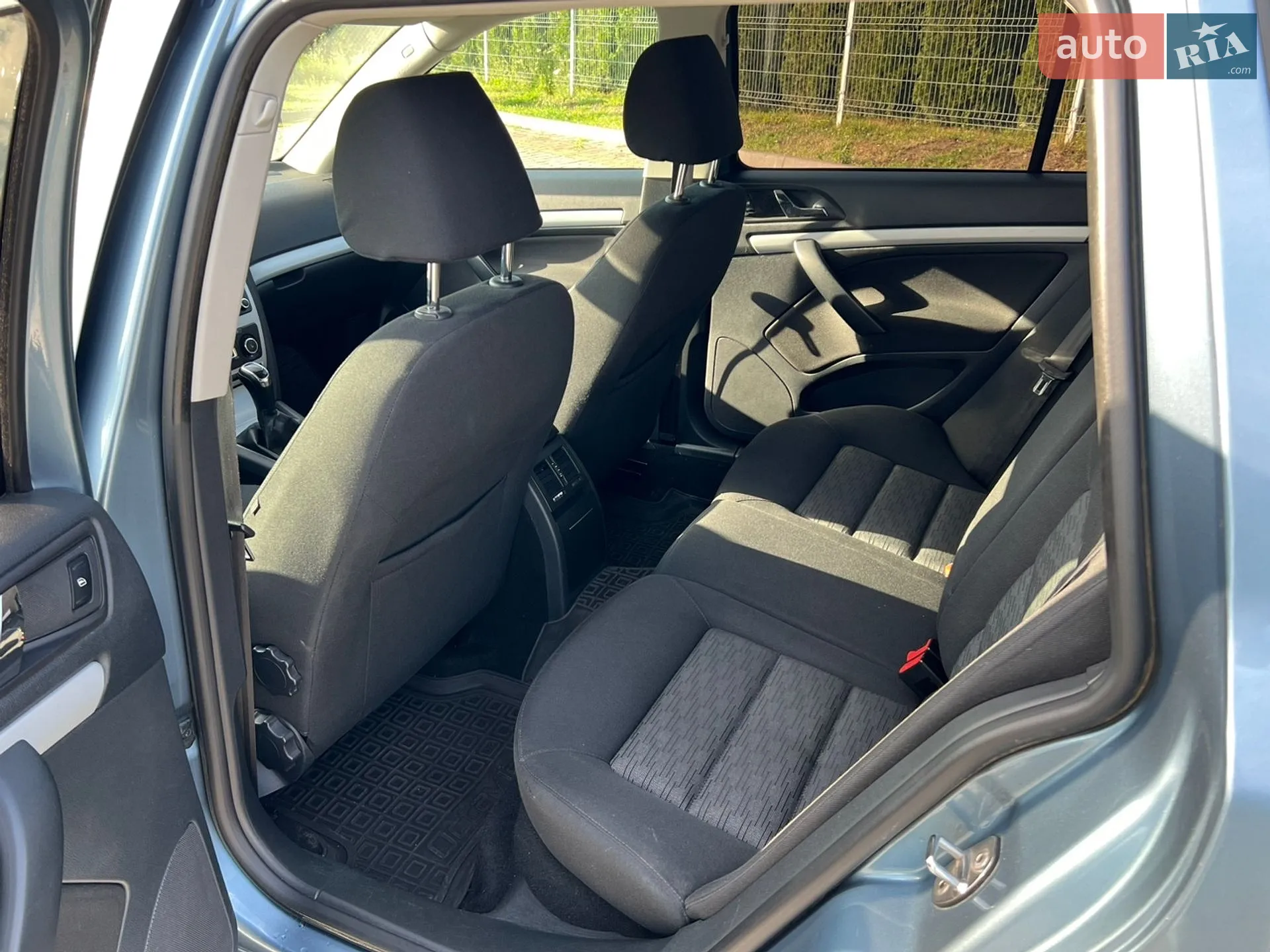 2011 Skoda Octavia - мініатюра 31