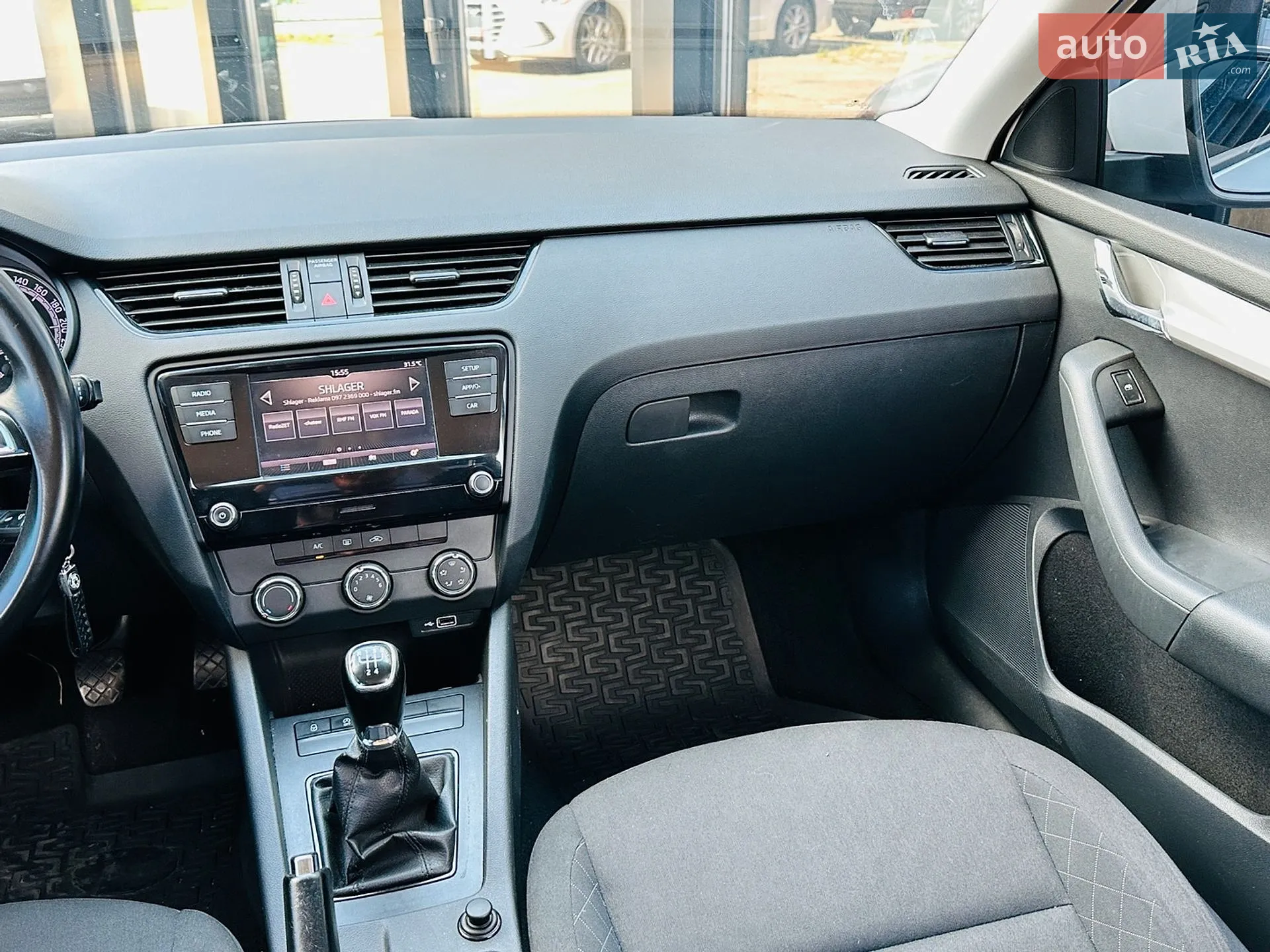 2019 Skoda Octavia - мініатюра 23