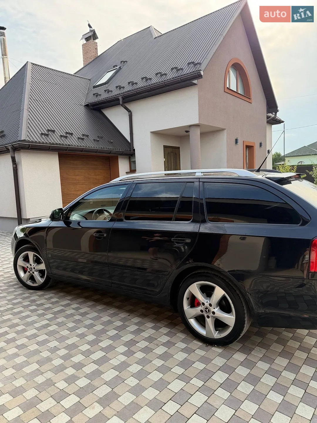 2010 Skoda Octavia - мініатюра 8