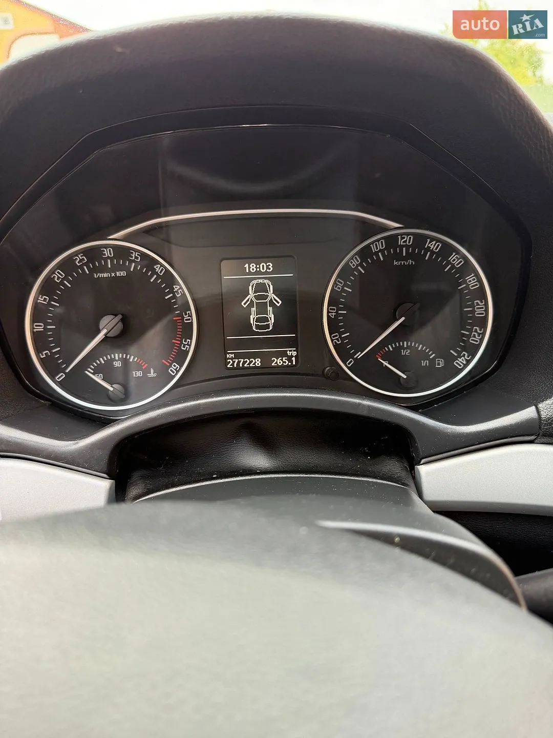 2010 Skoda Octavia - мініатюра 20
