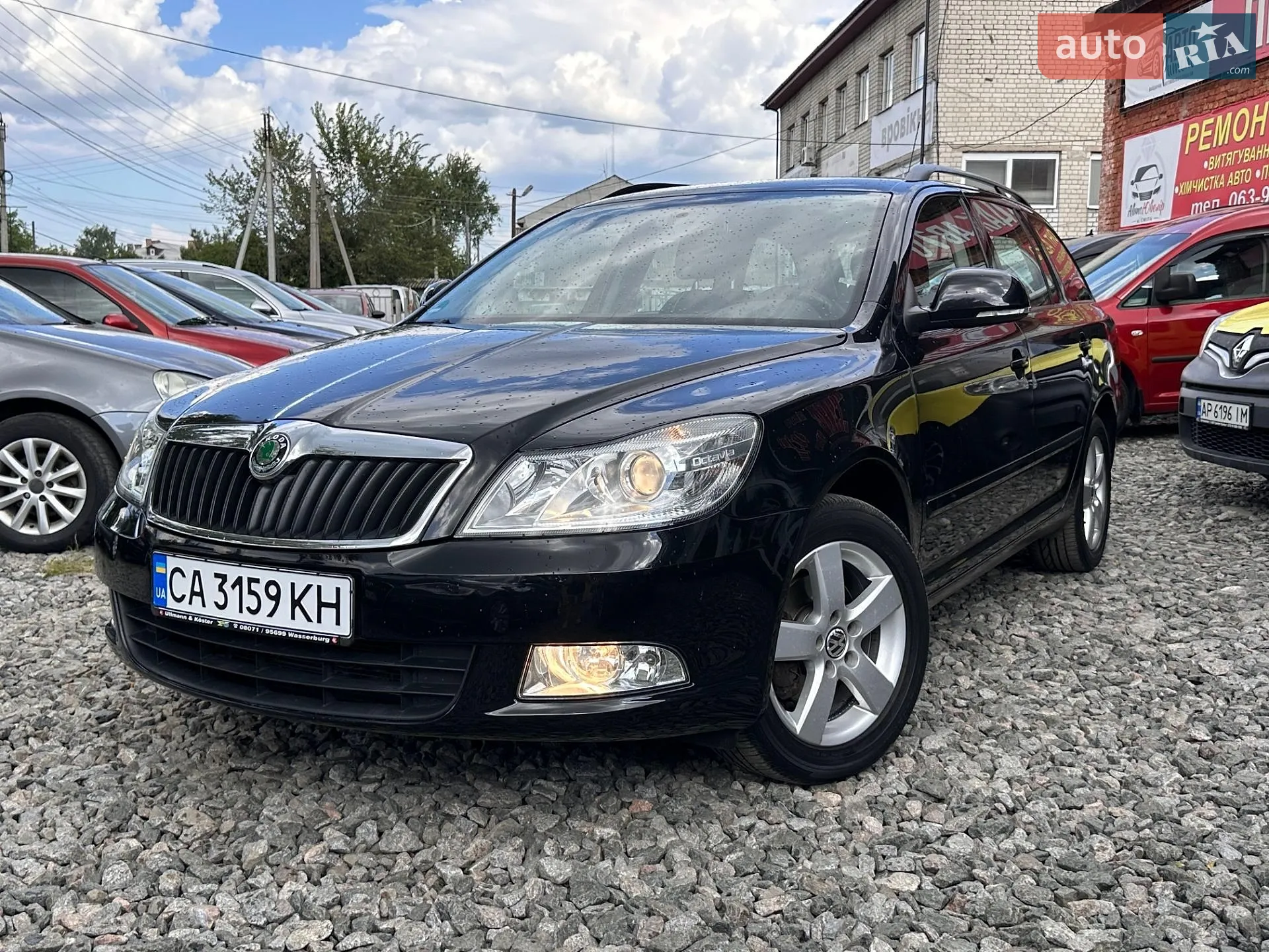 2010 Skoda Octavia - мініатюра 2