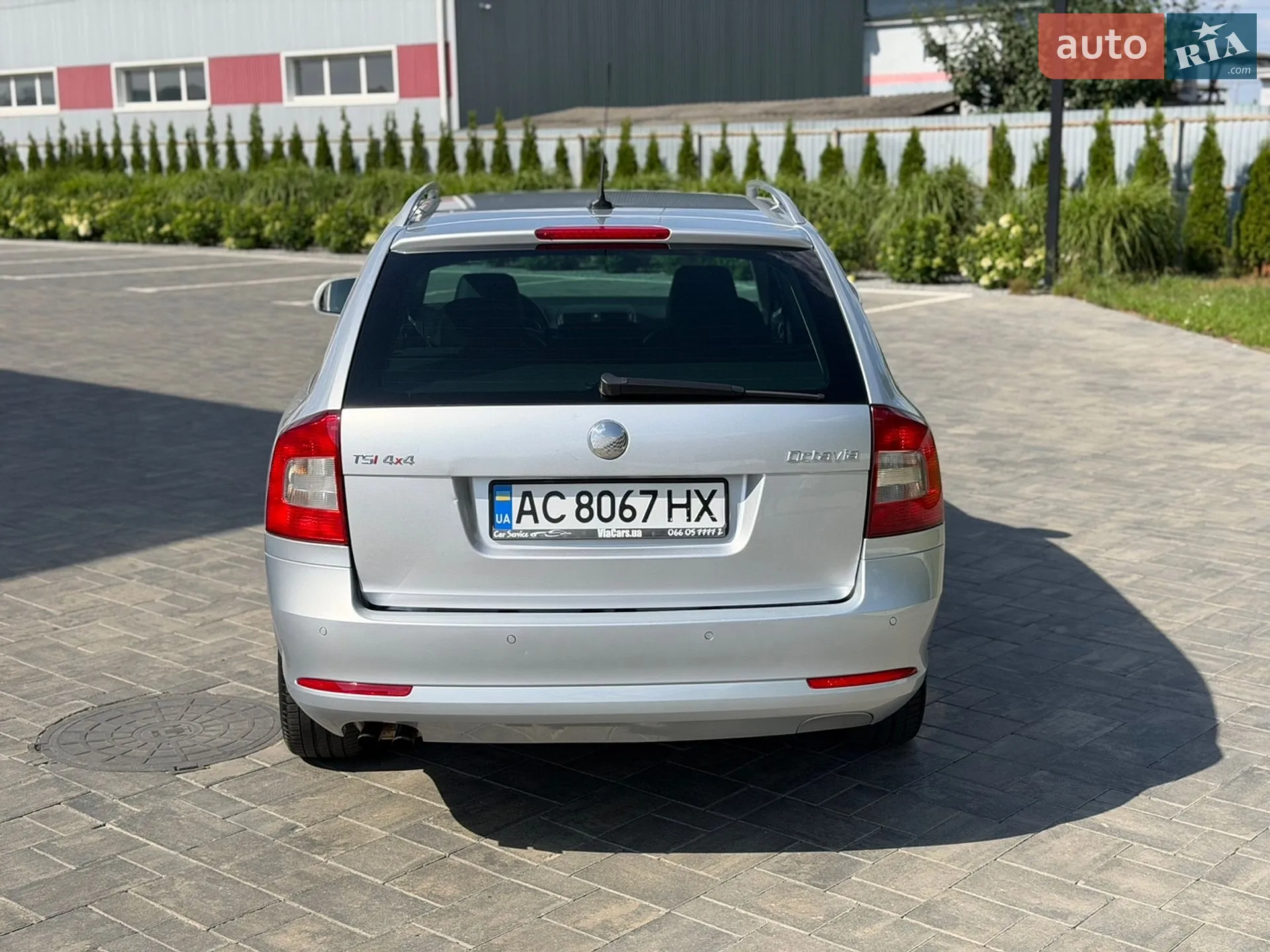 2010 Skoda Octavia - мініатюра 10