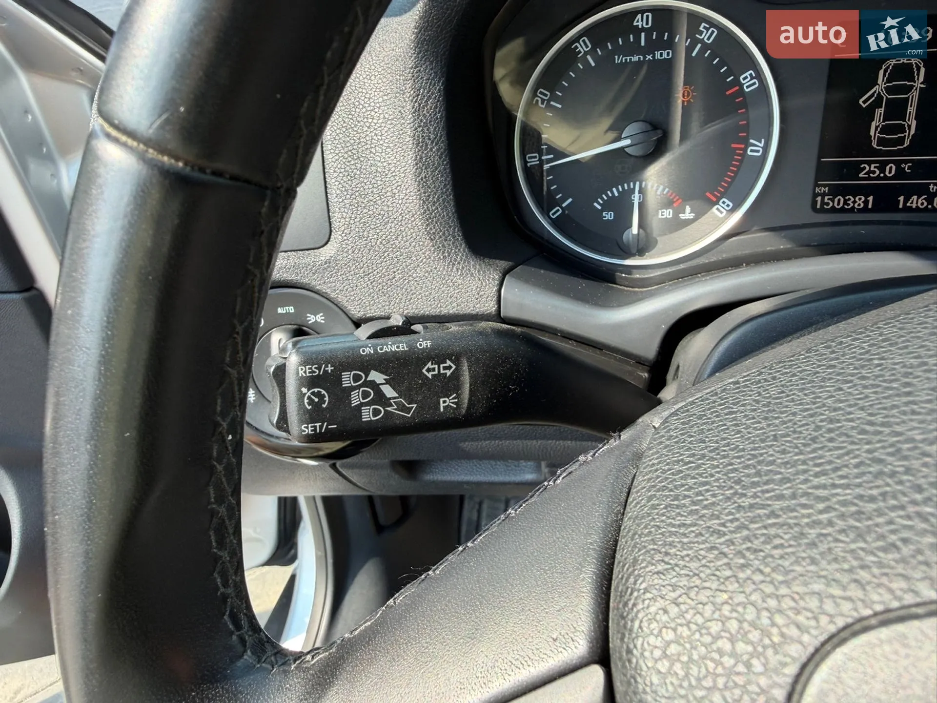 2010 Skoda Octavia - мініатюра 33