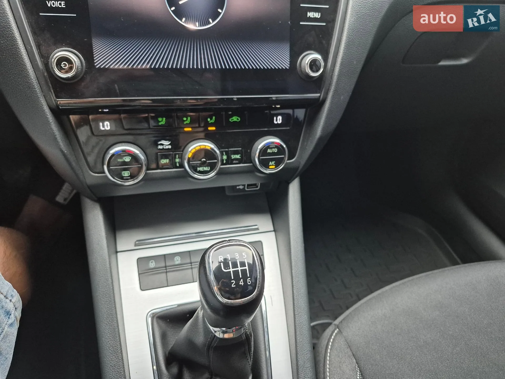 2017 Skoda Octavia - мініатюра 31