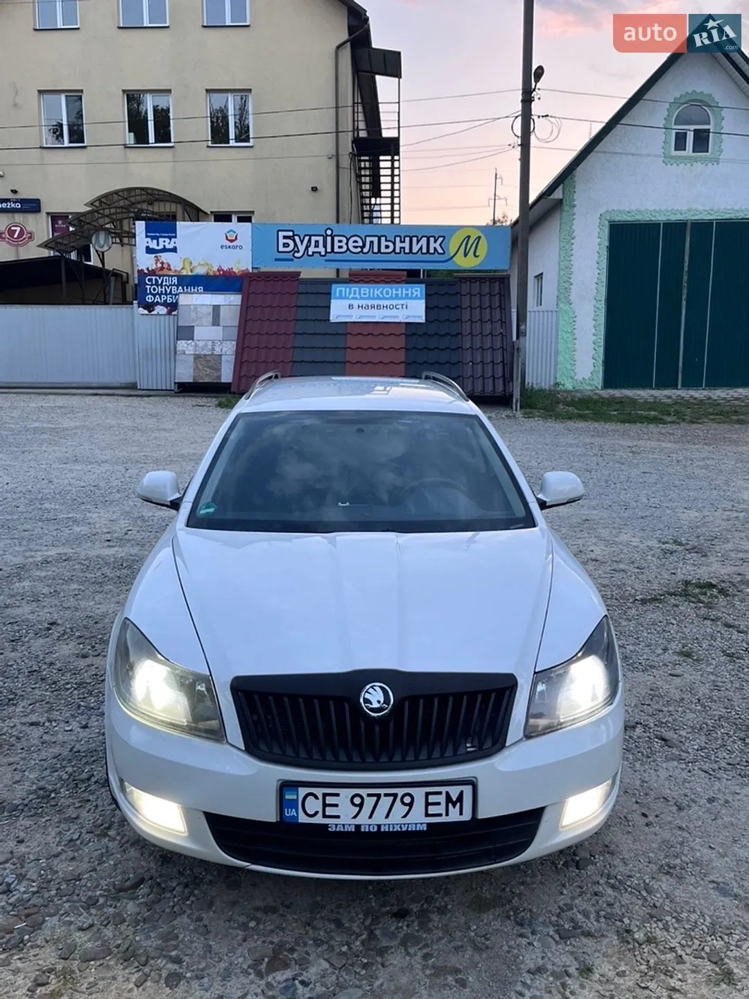 2010 Skoda Octavia - мініатюра 4