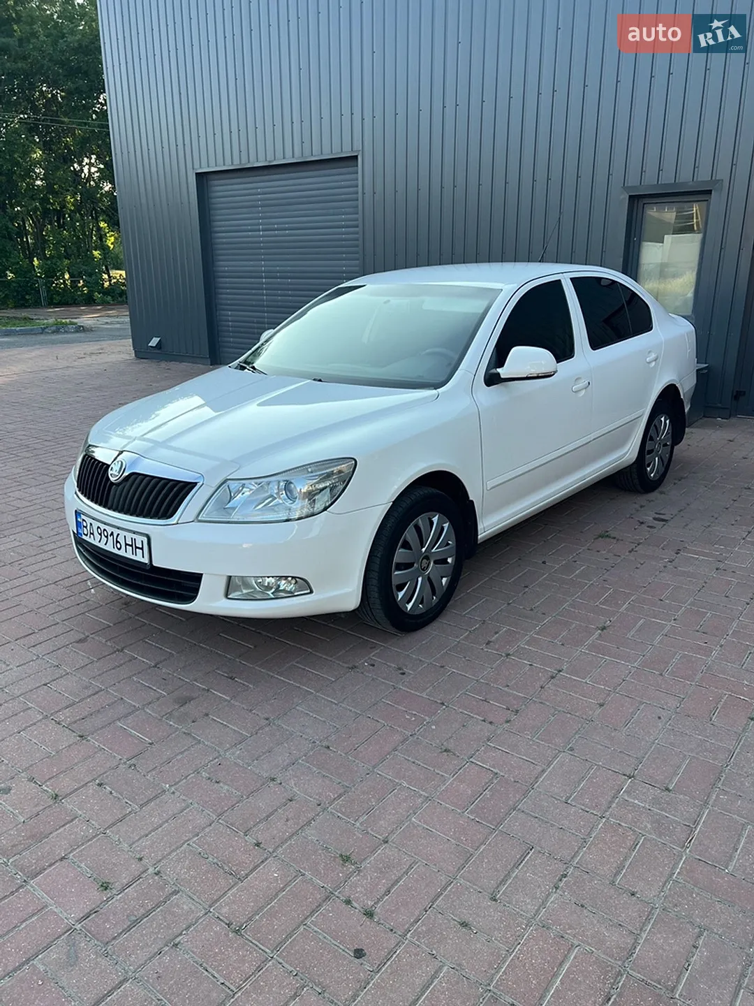 2010 Skoda Octavia - мініатюра 5