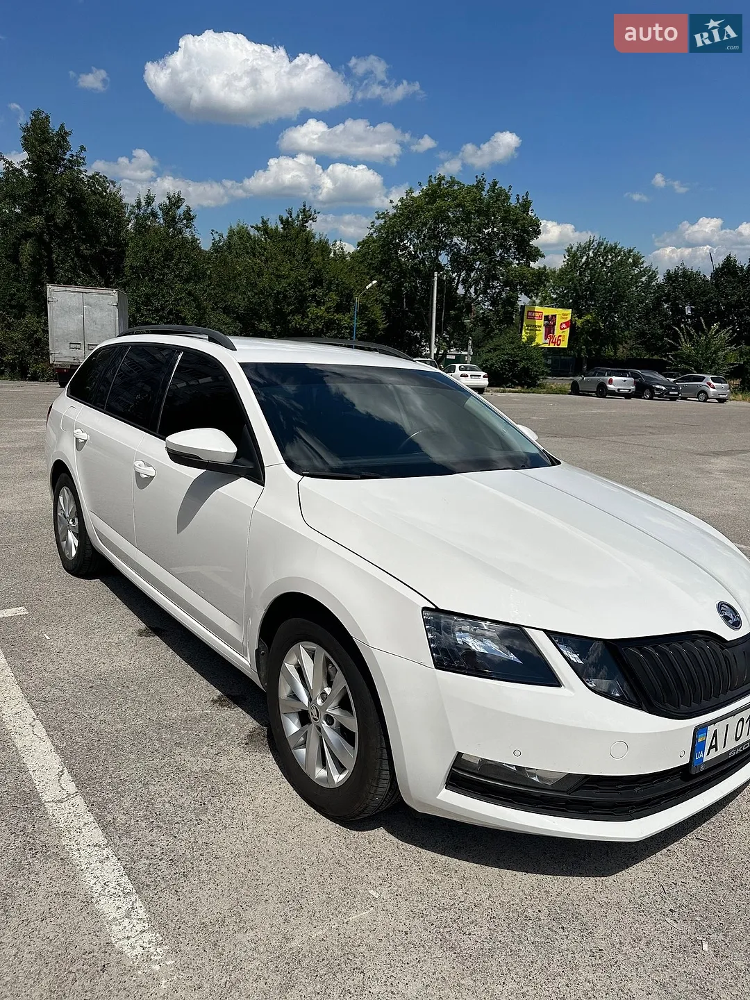2017 Skoda Octavia - фото 1