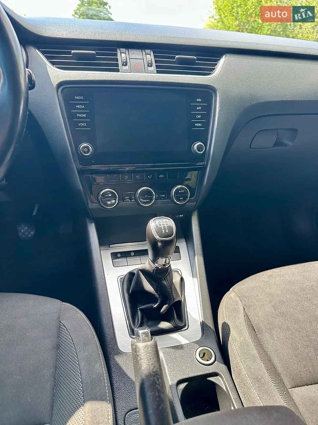 2017 Skoda Octavia - мініатюра 6