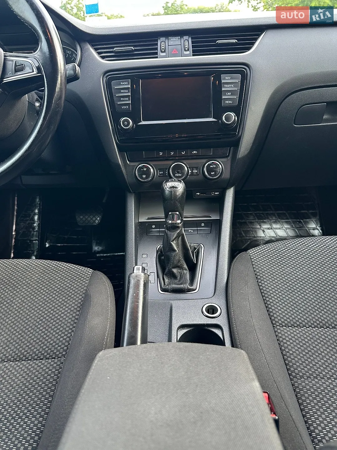 2015 Skoda Octavia - мініатюра 17