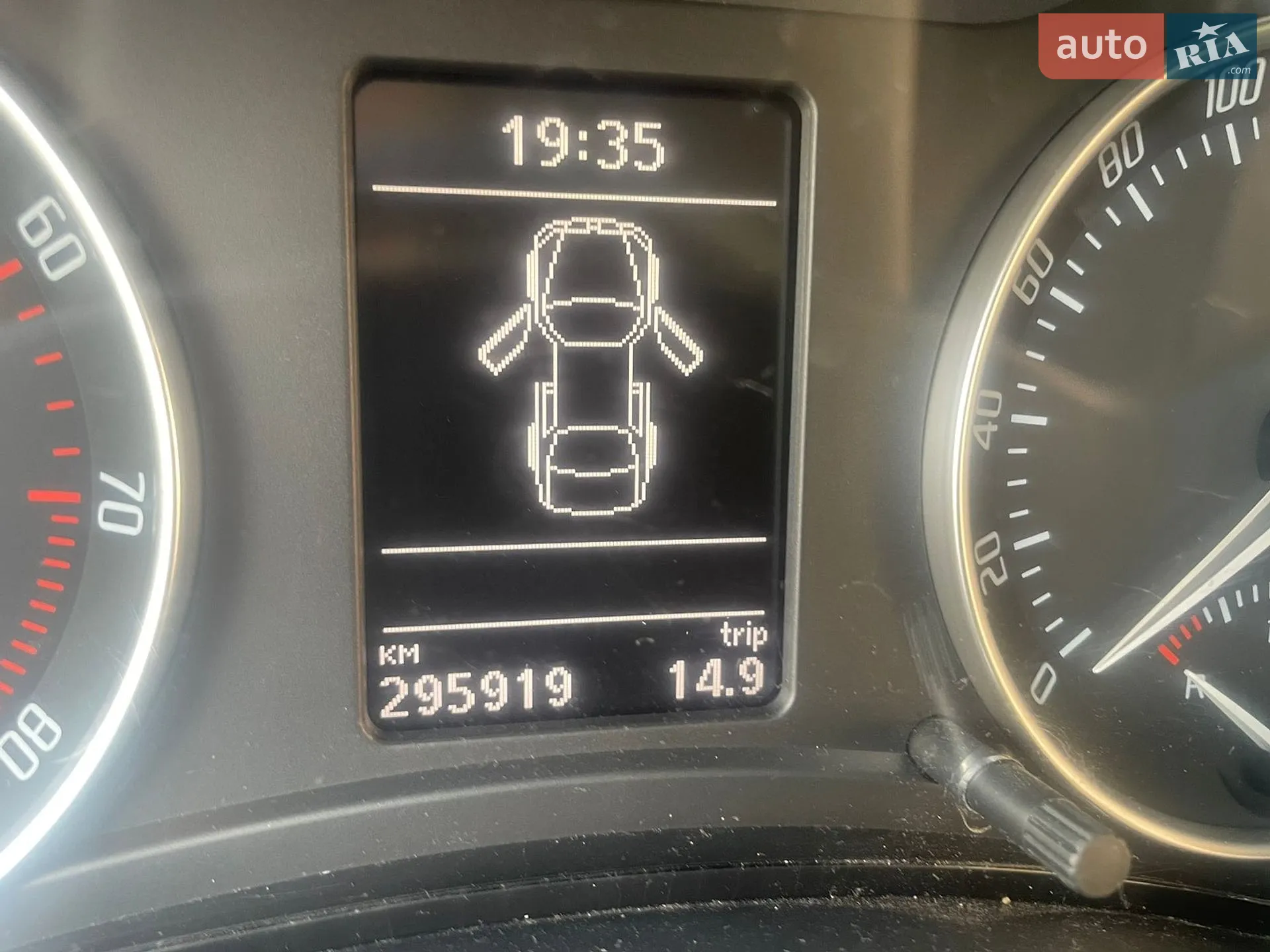 2010 Skoda Octavia - мініатюра 8