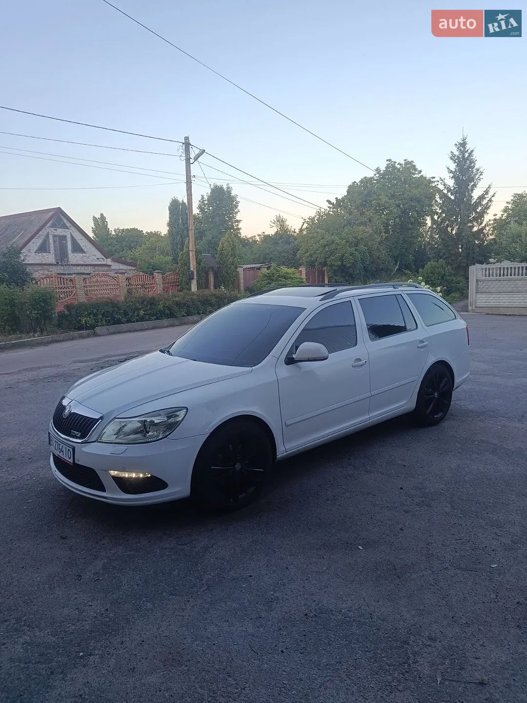 2010 Skoda Octavia - мініатюра 3