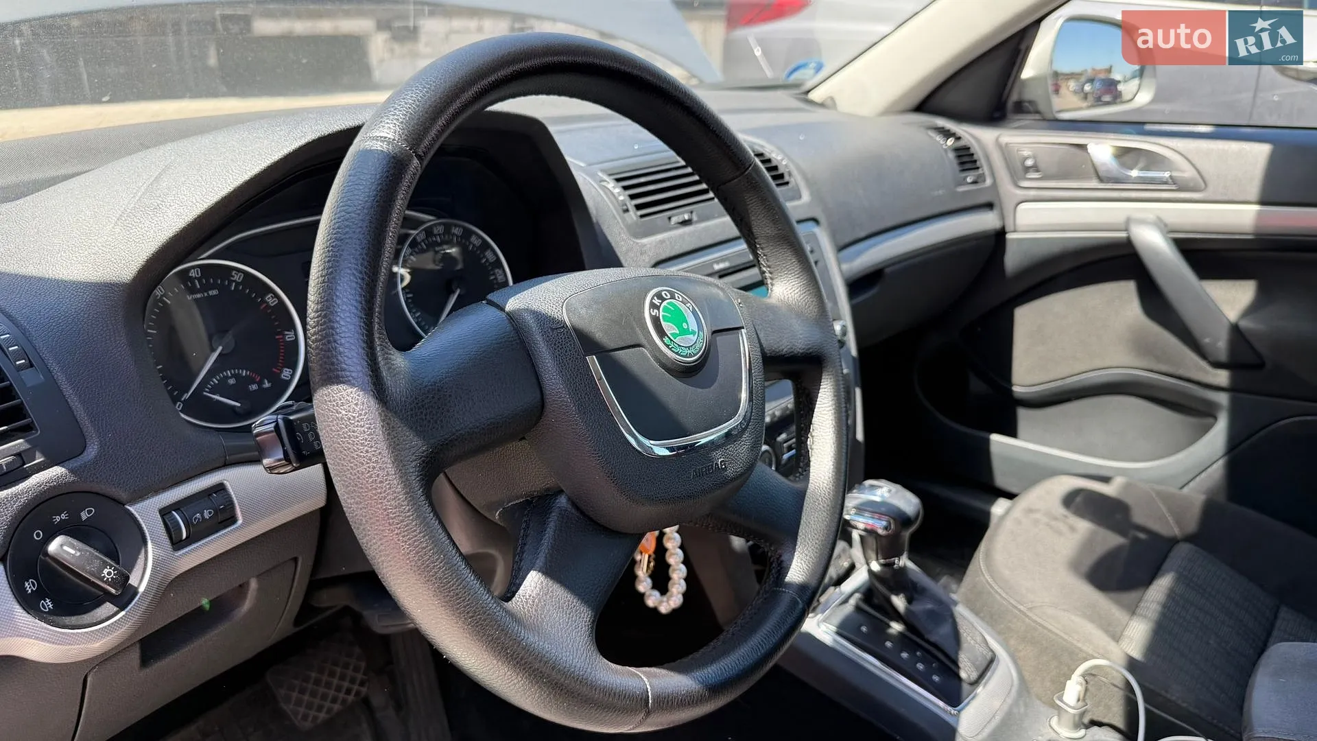2011 Skoda Octavia - мініатюра 3