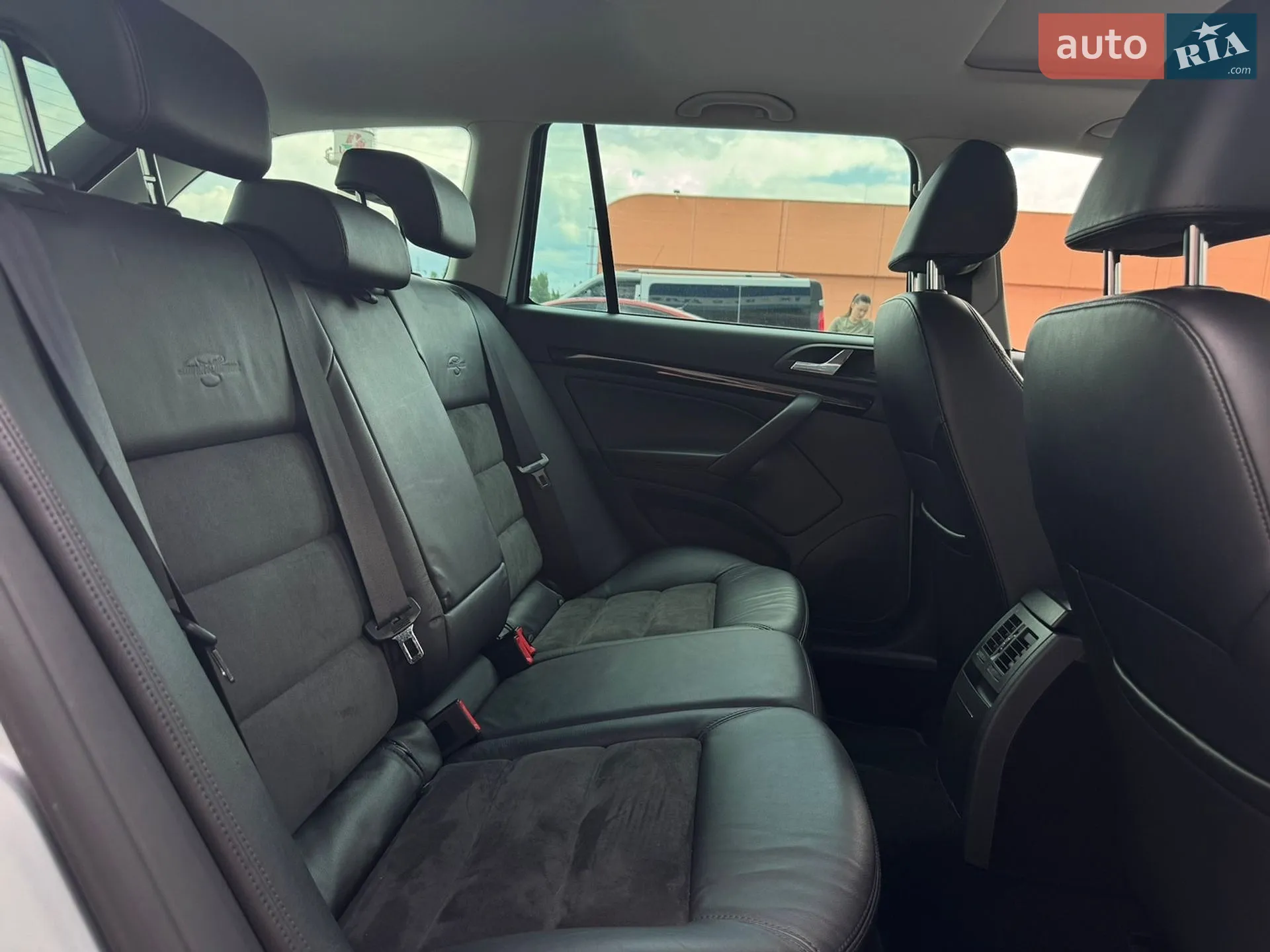 2010 Skoda Octavia - мініатюра 10