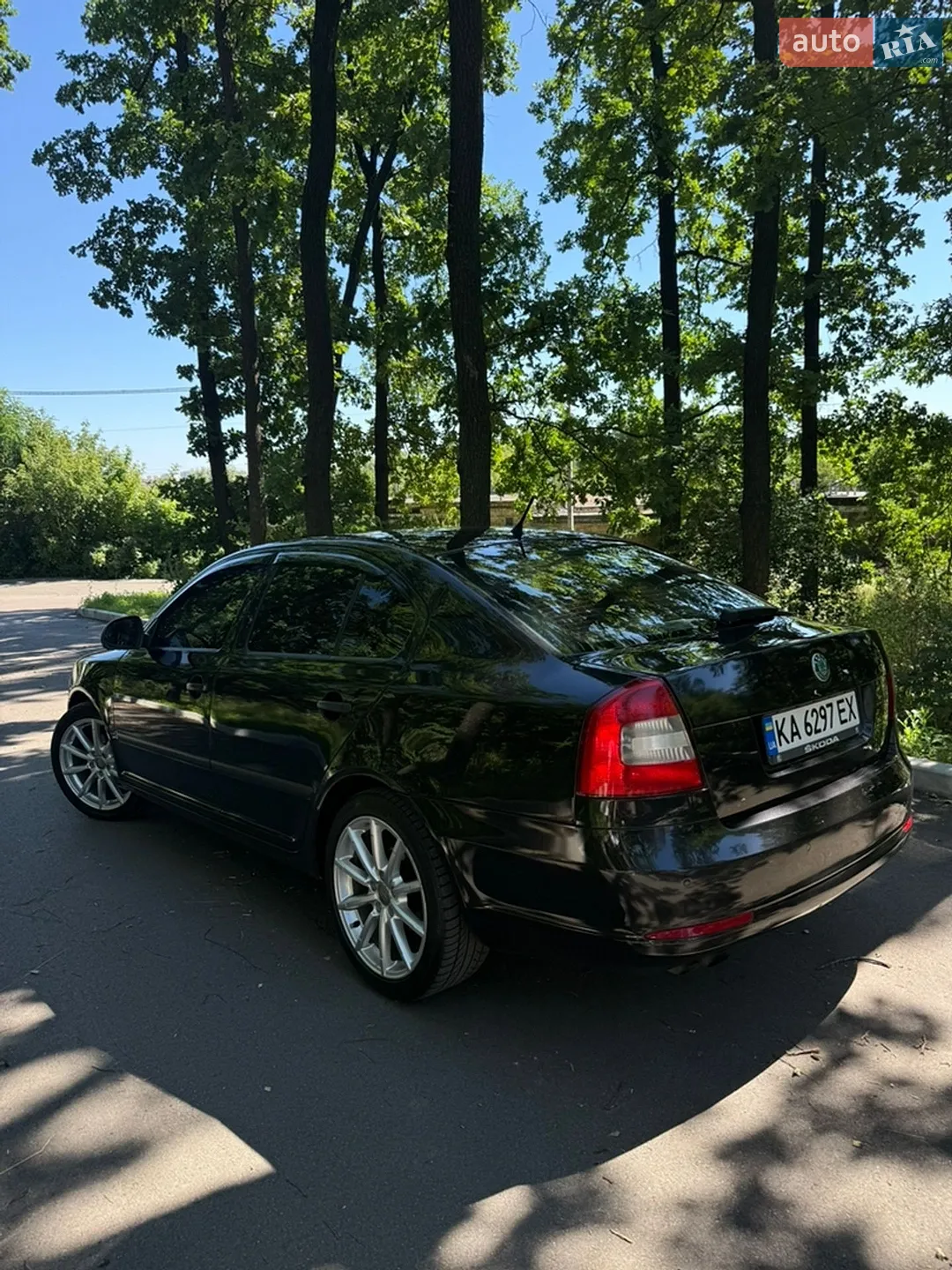 2010 Skoda Octavia - мініатюра 3