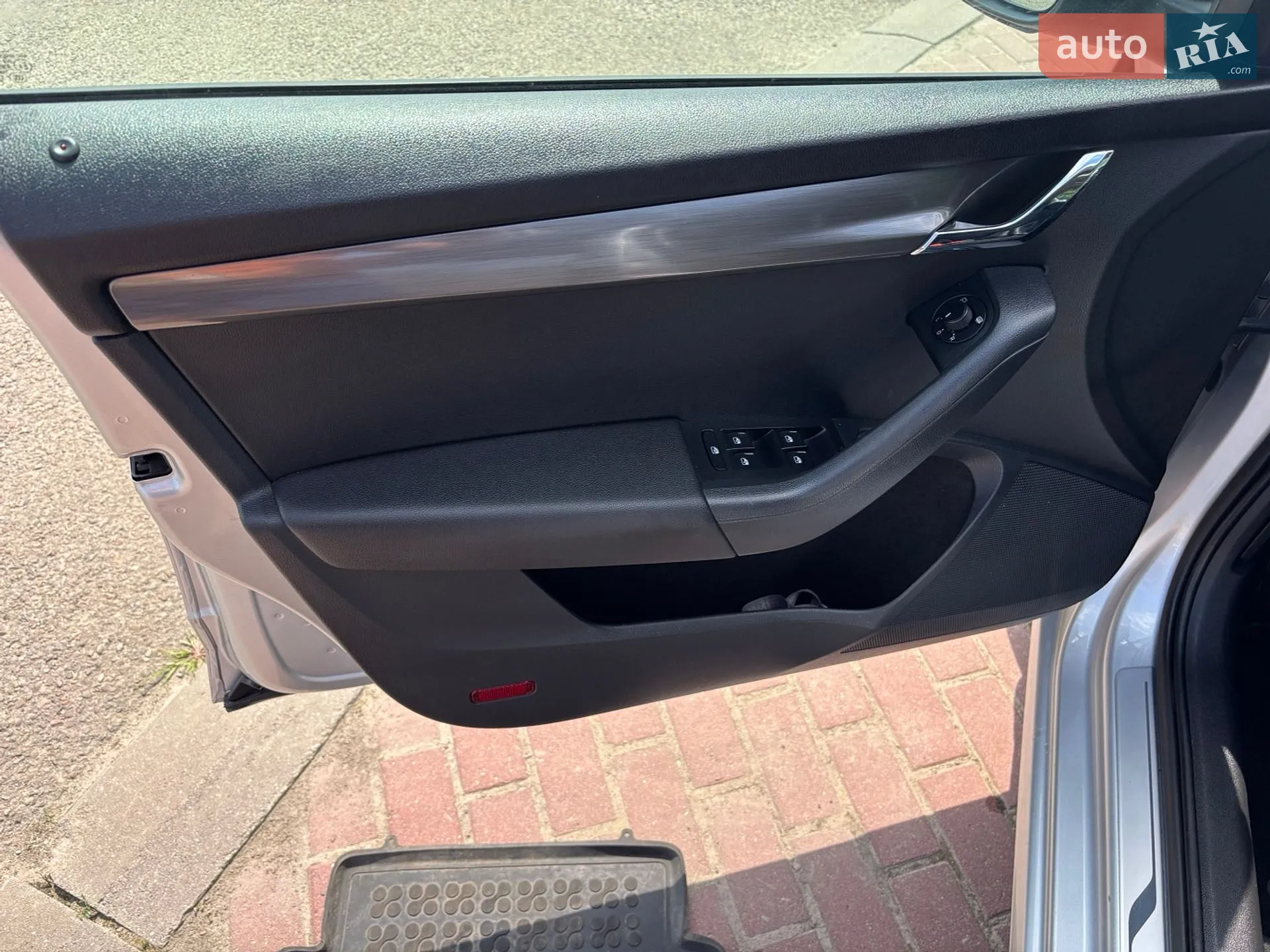 2017 Skoda Octavia - мініатюра 17