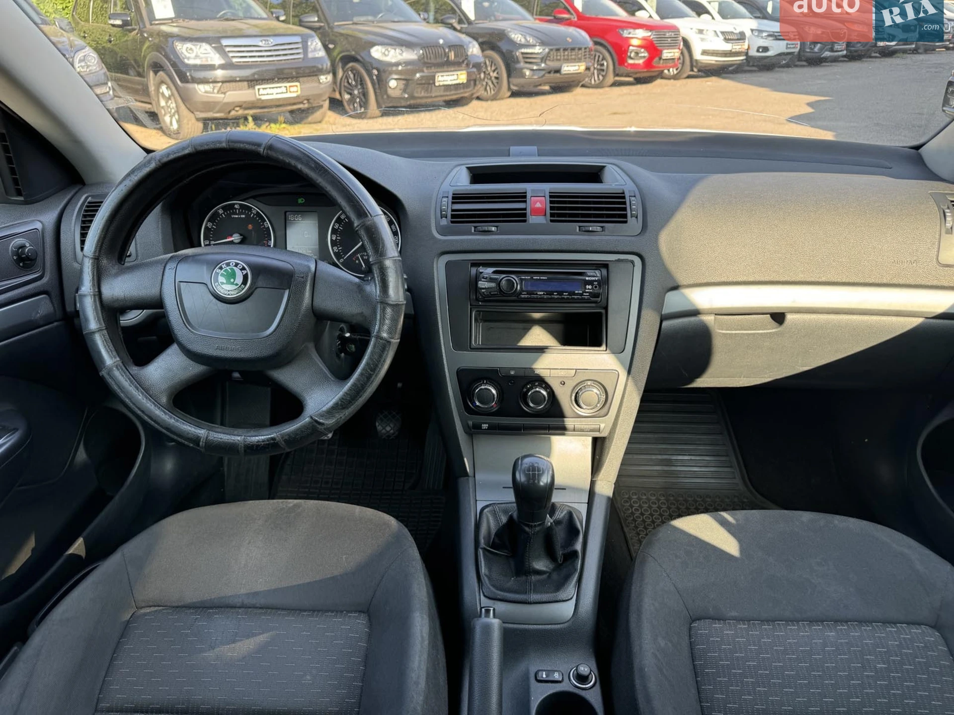 2011 Skoda Octavia - мініатюра 28