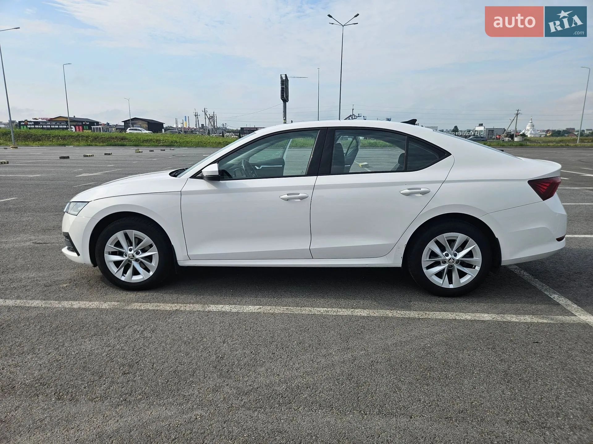 2021 Skoda Octavia - мініатюра 2