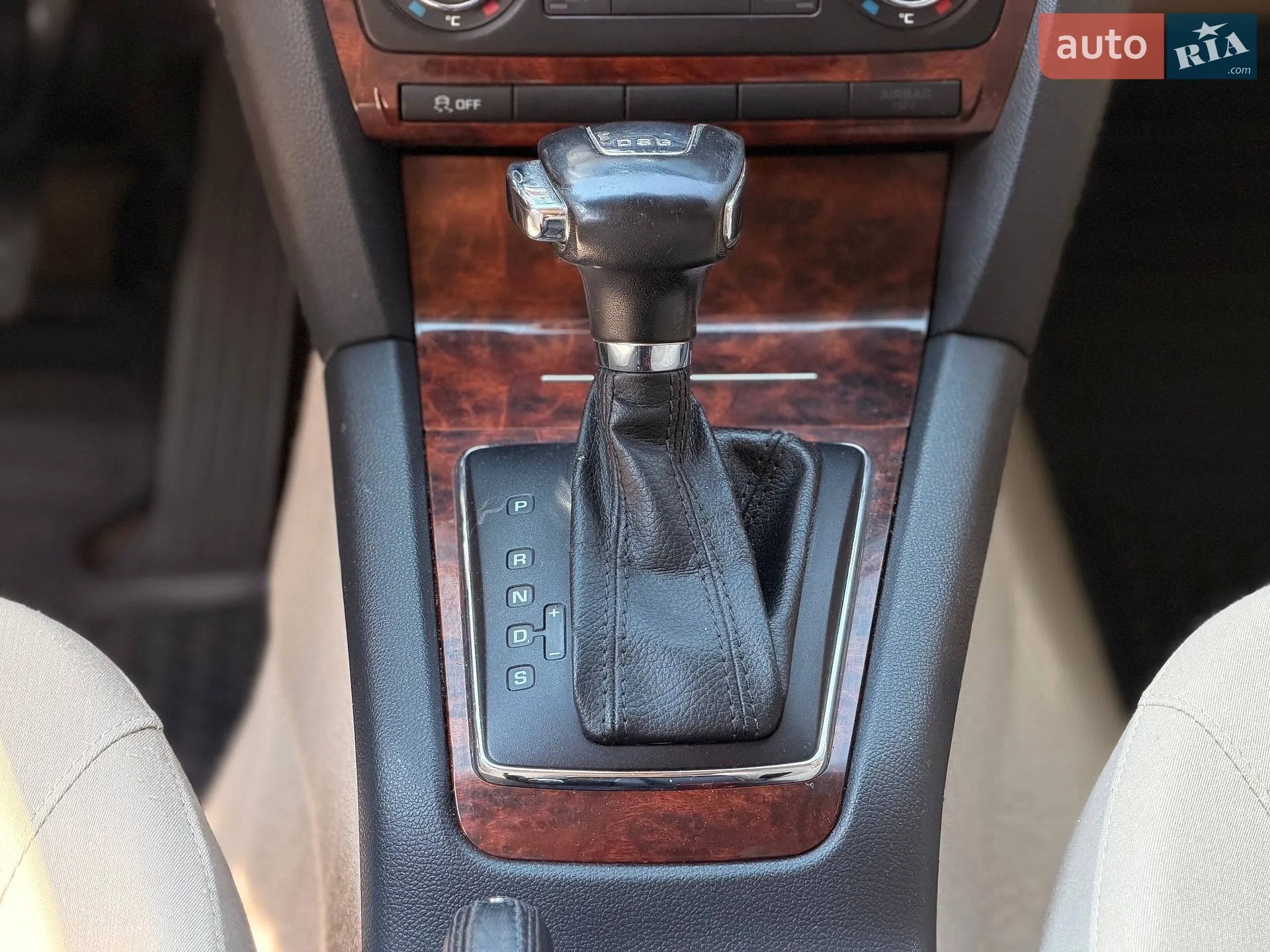 2011 Skoda Octavia - мініатюра 59