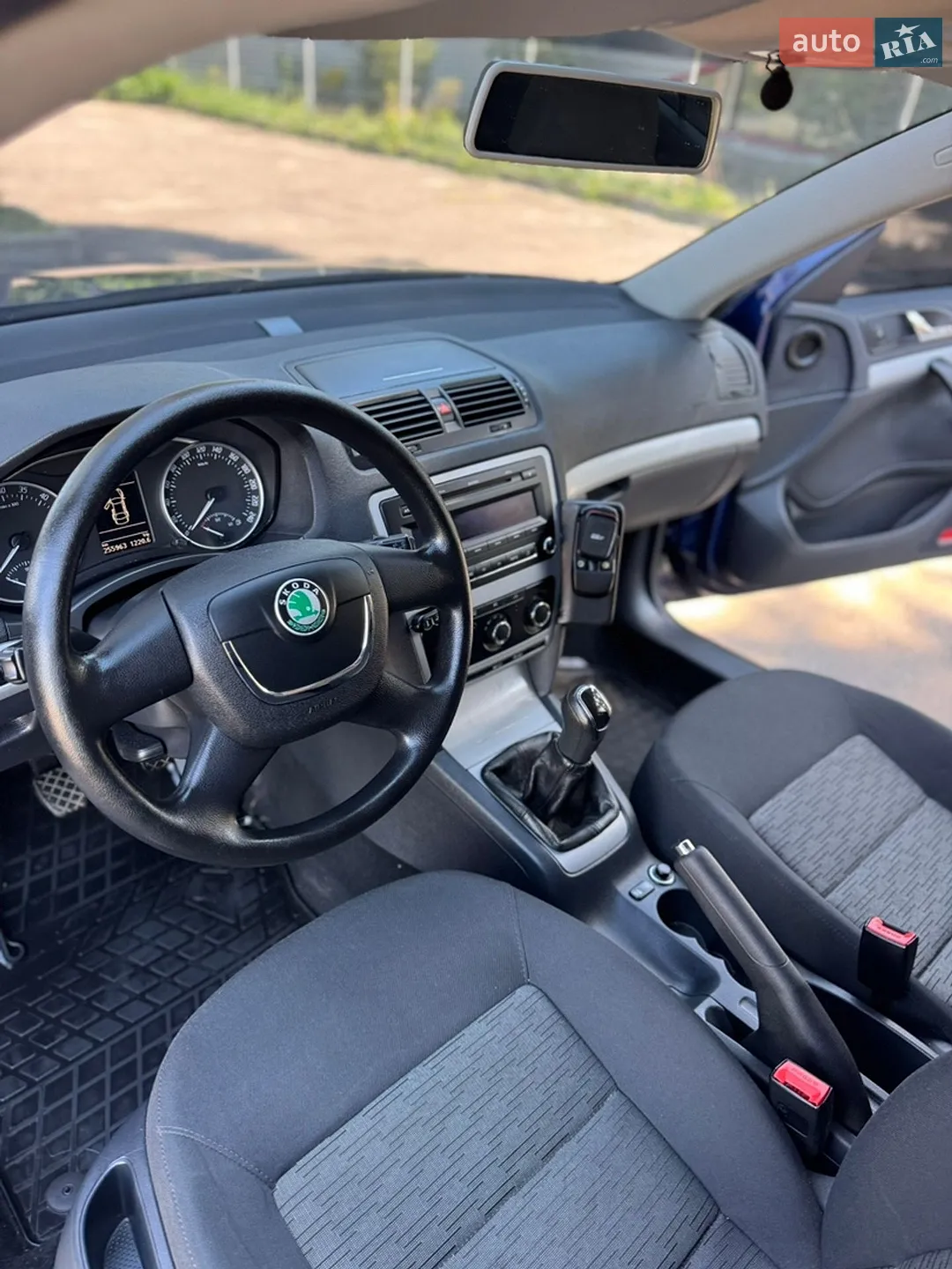 2011 Skoda Octavia - мініатюра 27