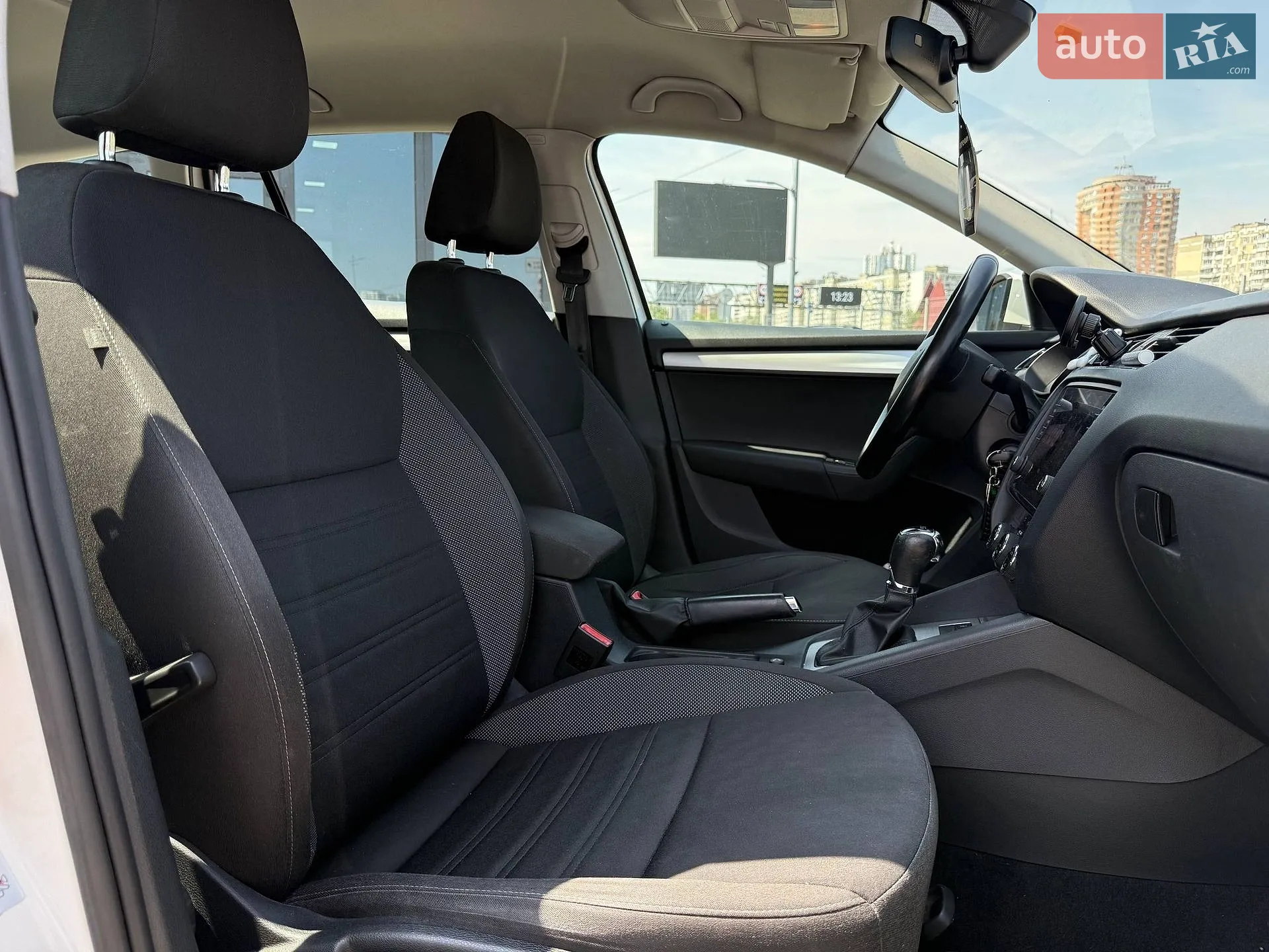 2017 Skoda Octavia - мініатюра 12