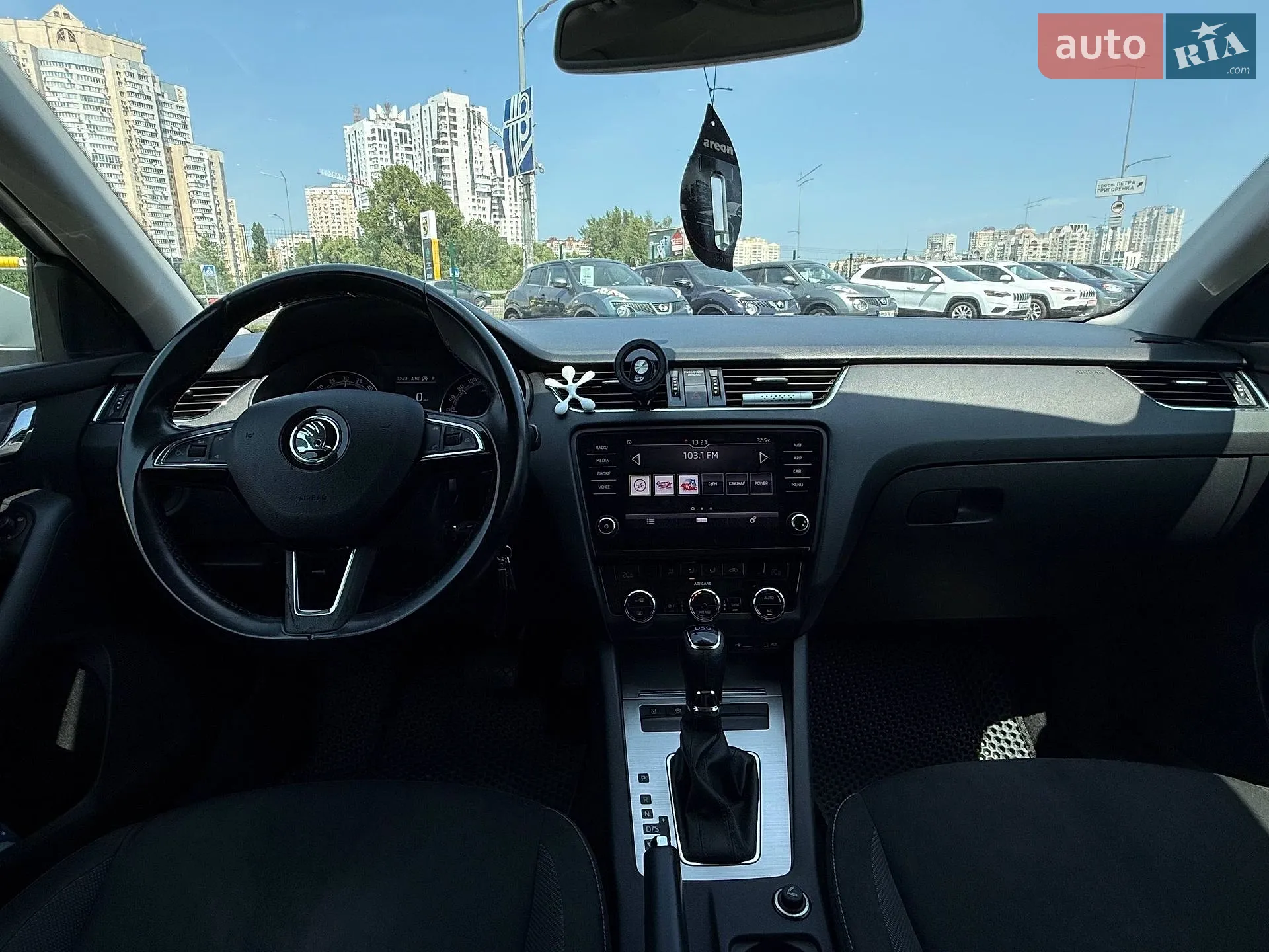 2017 Skoda Octavia - мініатюра 13