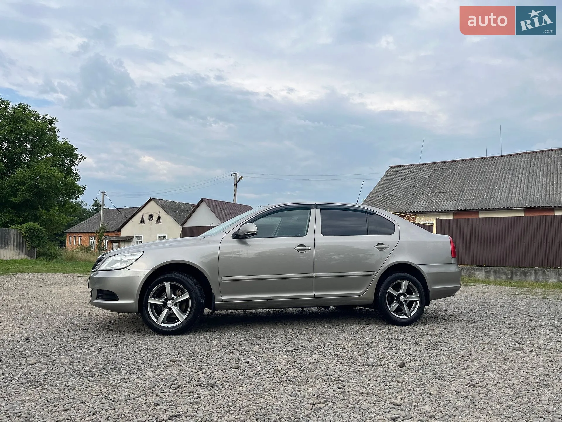 2010 Skoda Octavia - мініатюра 8