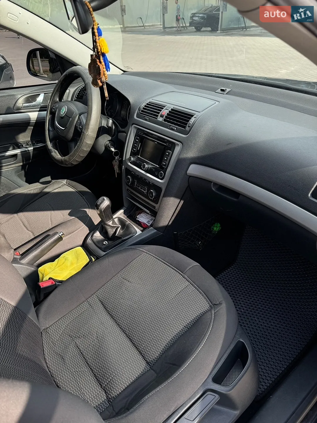 2011 Skoda Octavia - мініатюра 15