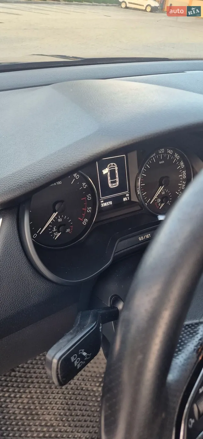 2016 Skoda Octavia - мініатюра 32