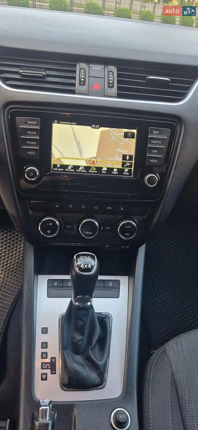 2016 Skoda Octavia - мініатюра 37