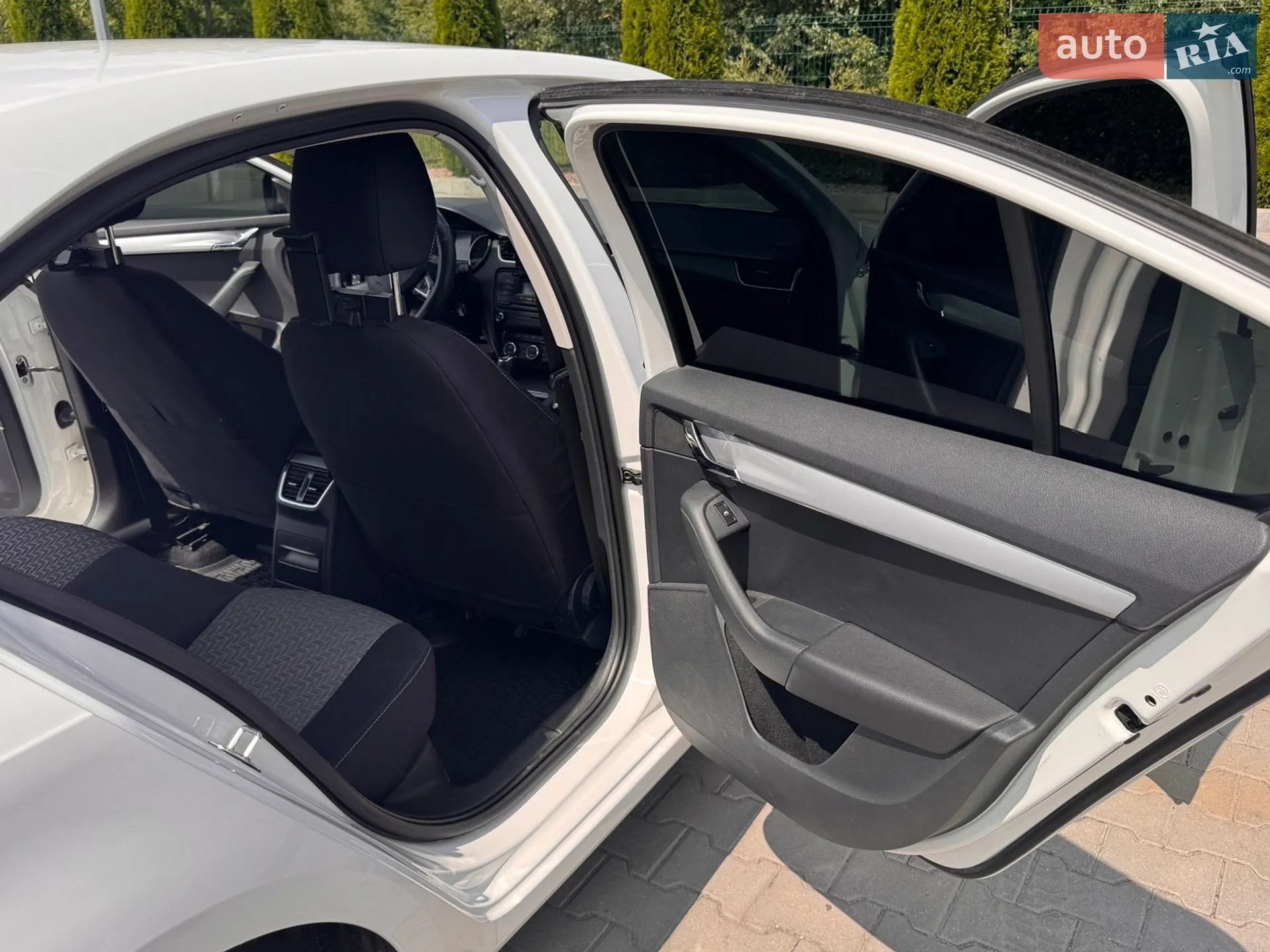2014 Skoda Octavia - мініатюра 23