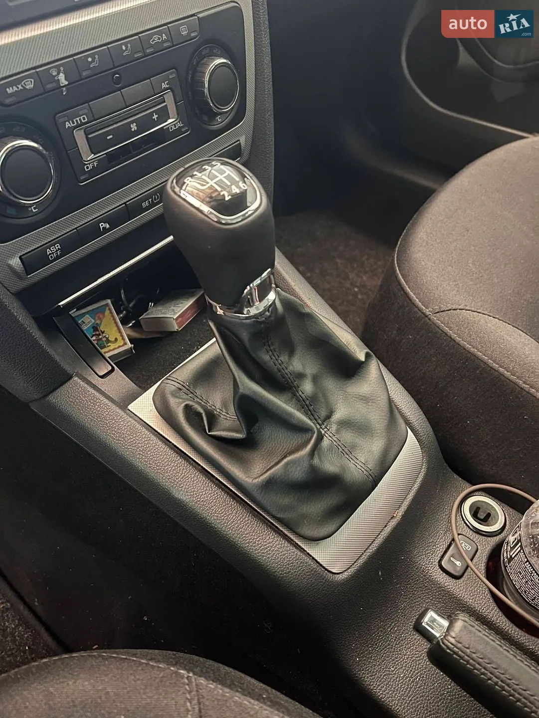 2010 Skoda Octavia - мініатюра 5