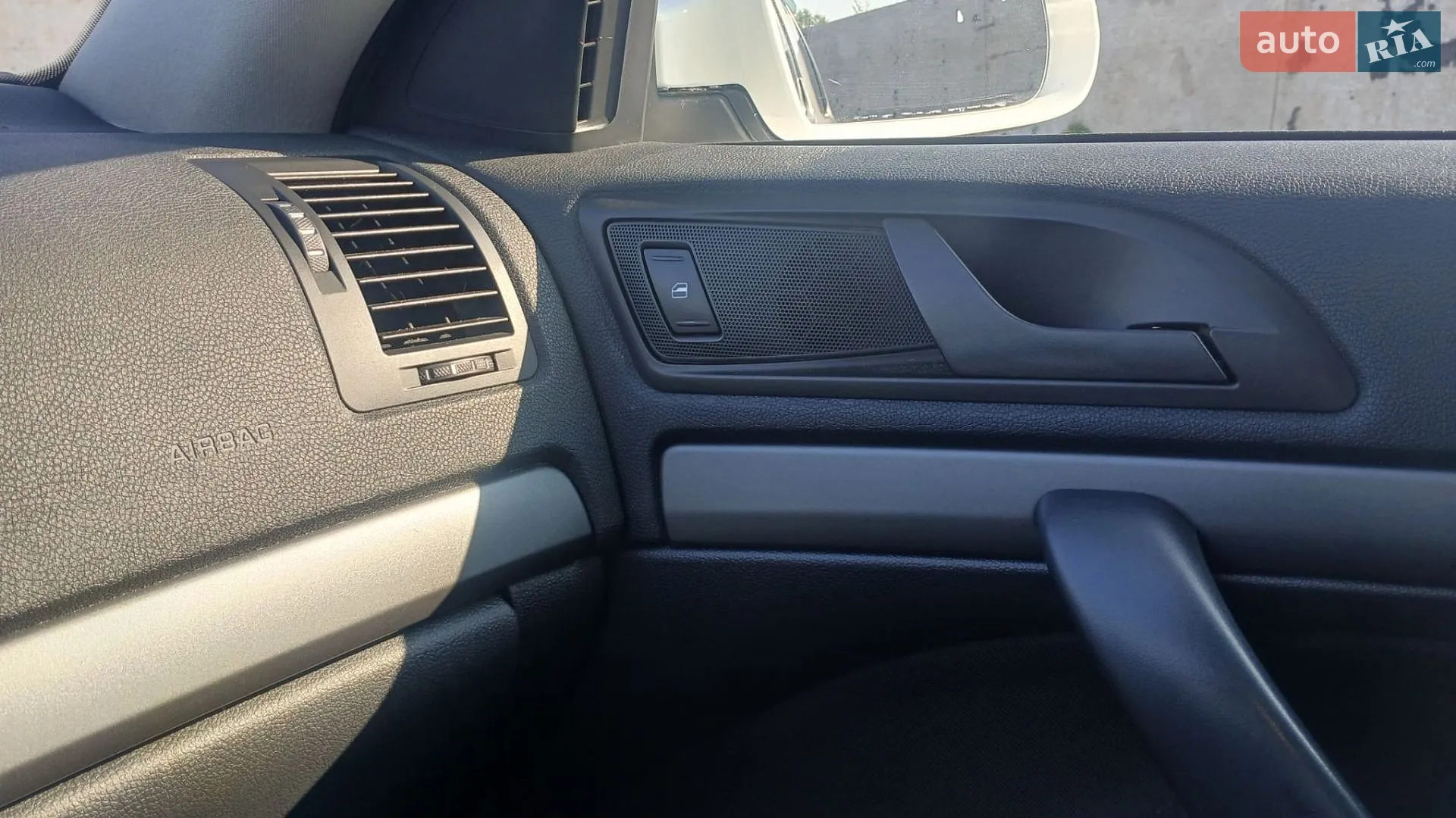 2012 Skoda Octavia - мініатюра 13