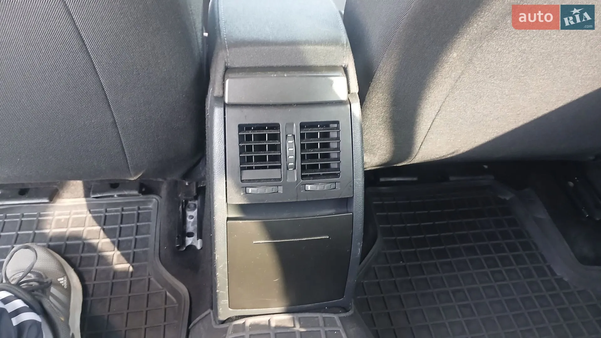 2012 Skoda Octavia - мініатюра 43