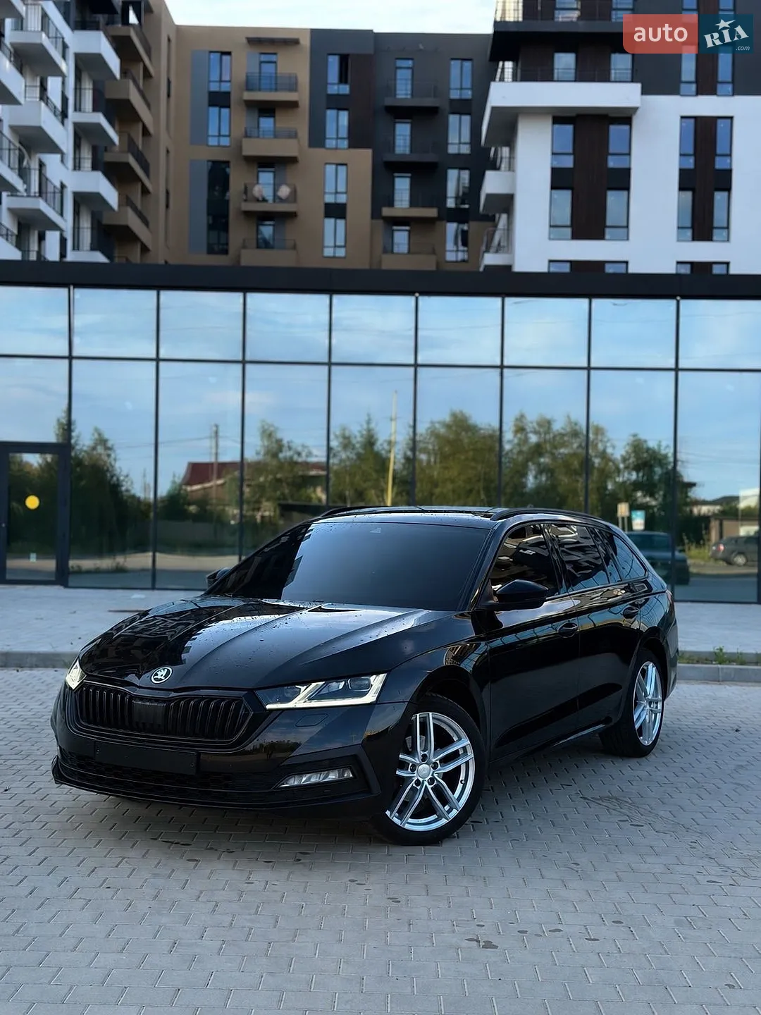 2020 Skoda Octavia - фото 1