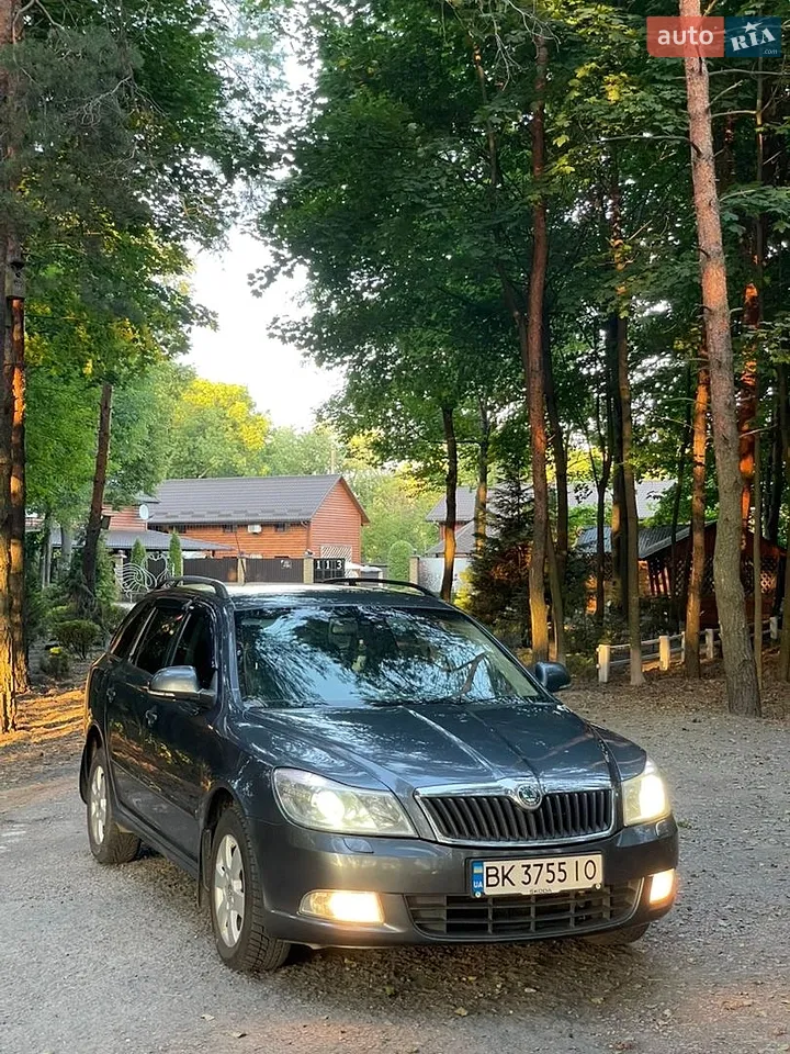 2010 Skoda Octavia - мініатюра 15