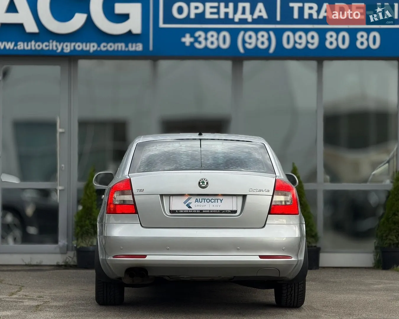 2010 Skoda Octavia - мініатюра 4