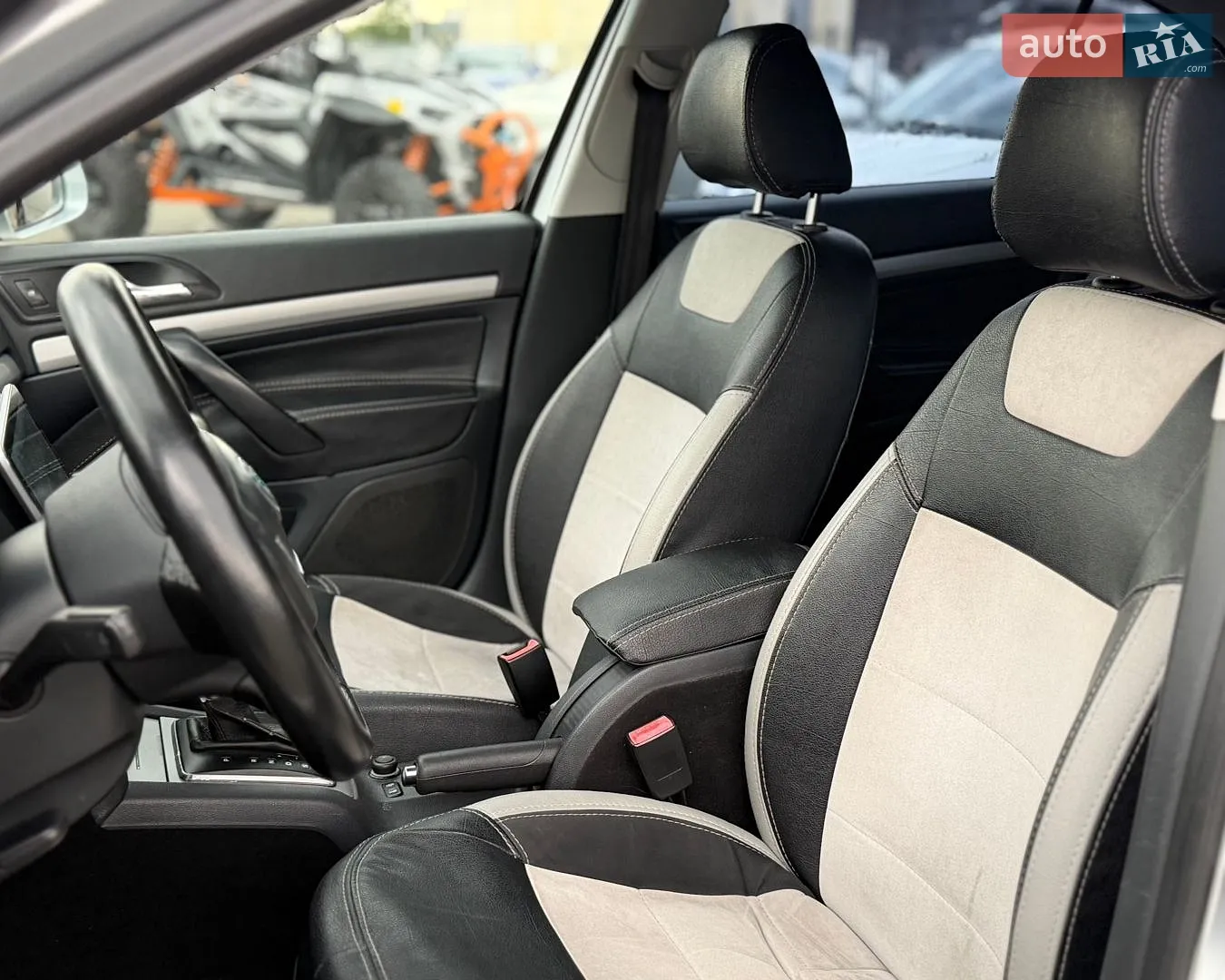 2010 Skoda Octavia - мініатюра 9