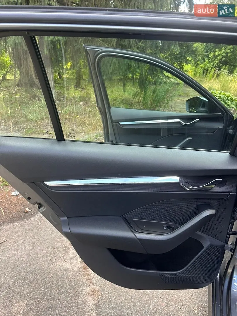 2022 Skoda Octavia - мініатюра 8