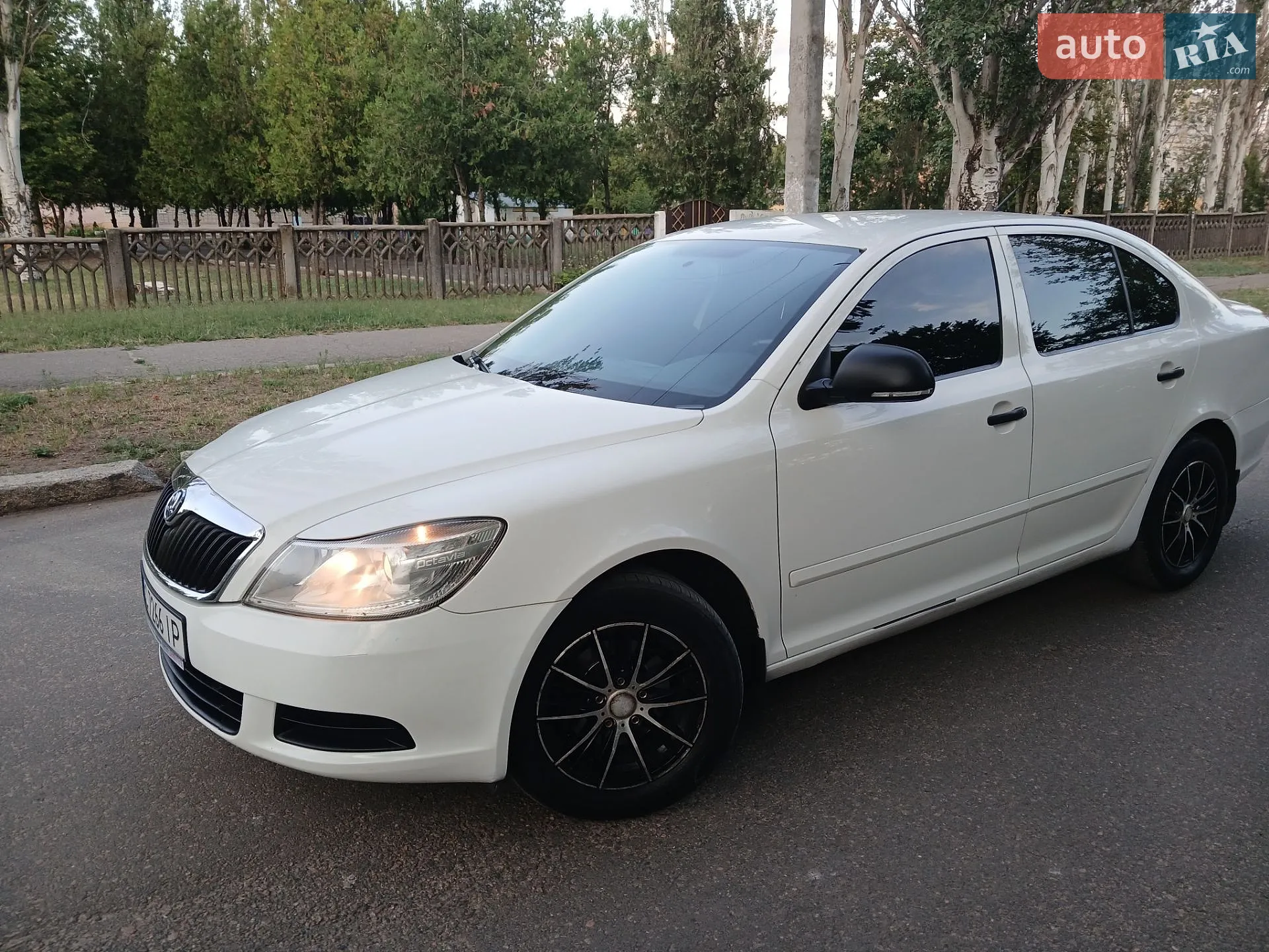 2010 Skoda Octavia - мініатюра 5