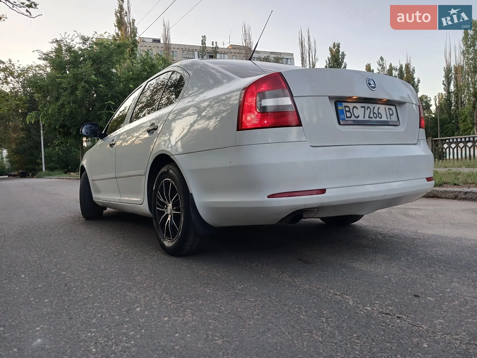 2010 Skoda Octavia - мініатюра 20