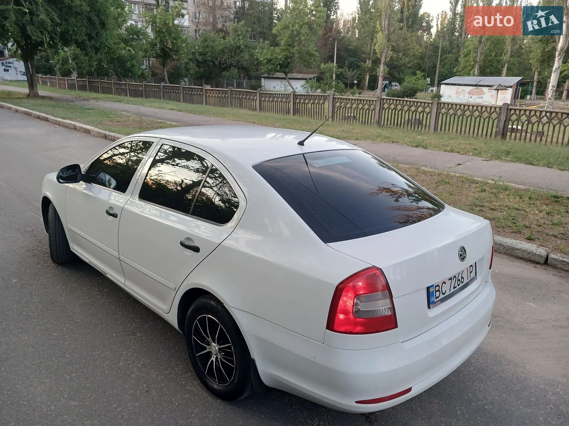 2010 Skoda Octavia - мініатюра 28