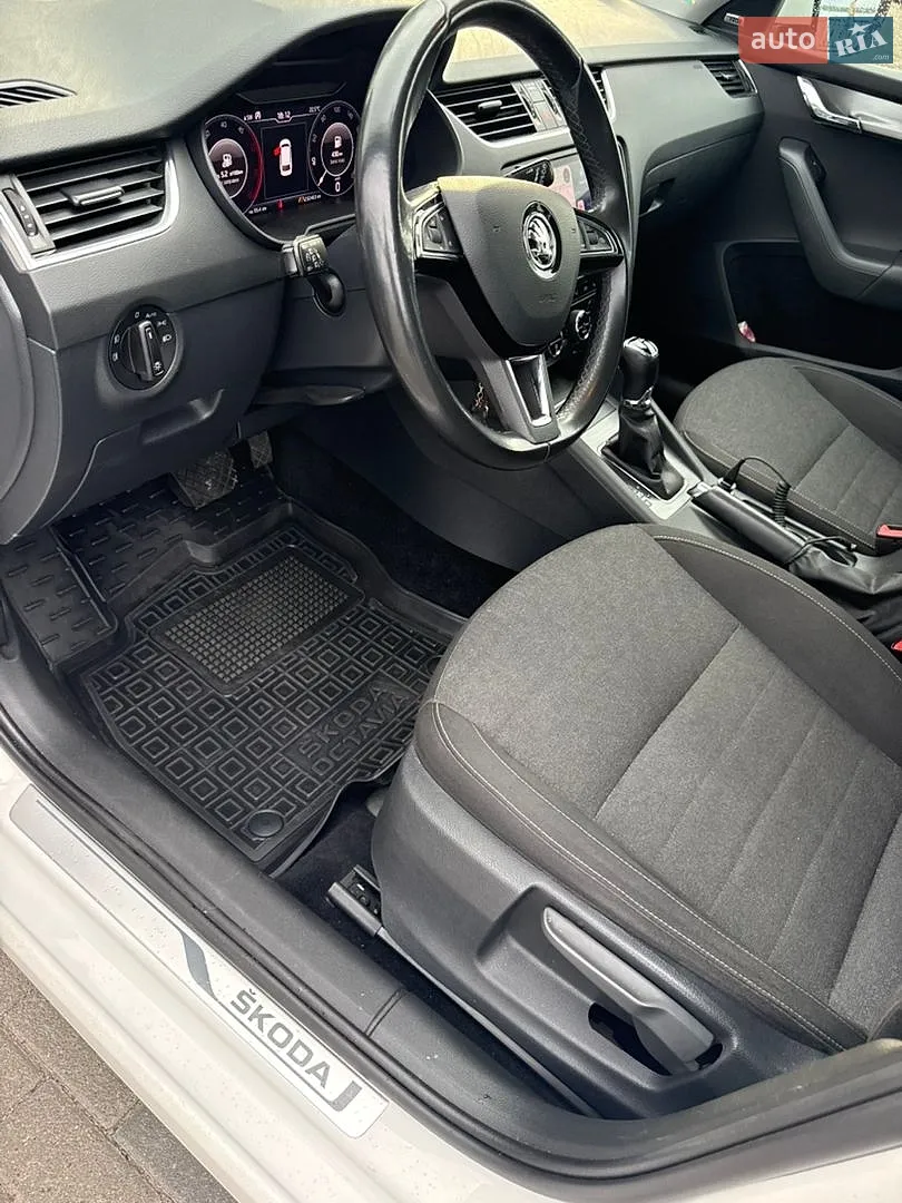2019 Skoda Octavia - мініатюра 24